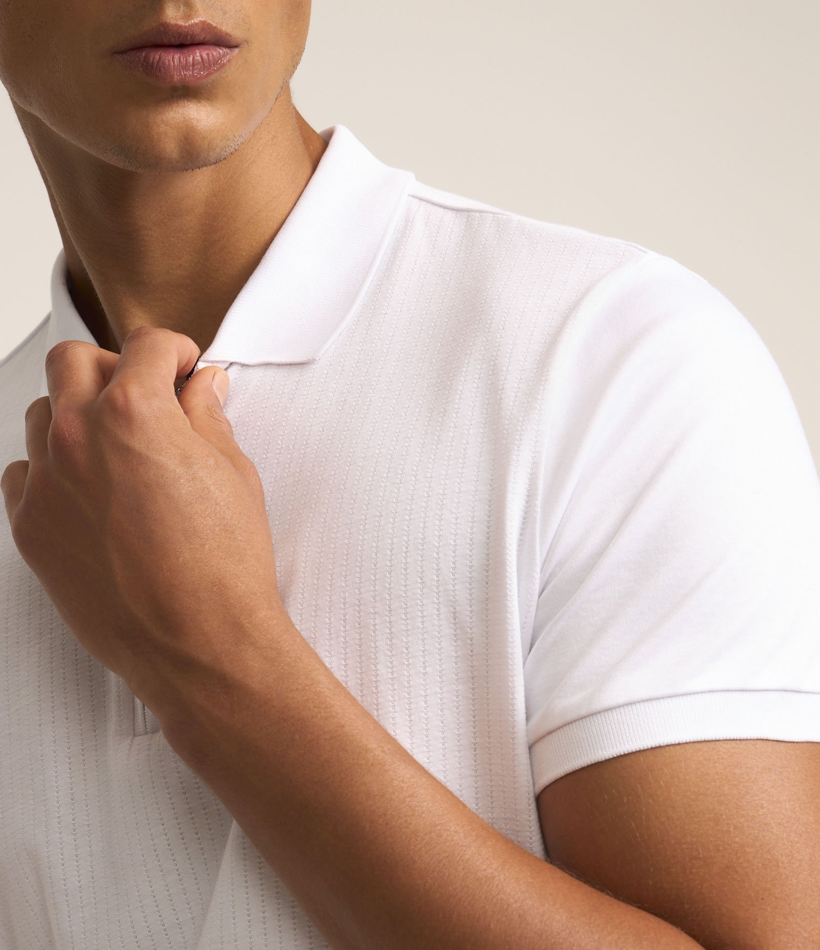 Camisa Polo em Algodão Peruano com Zíper na Gola Branco 4