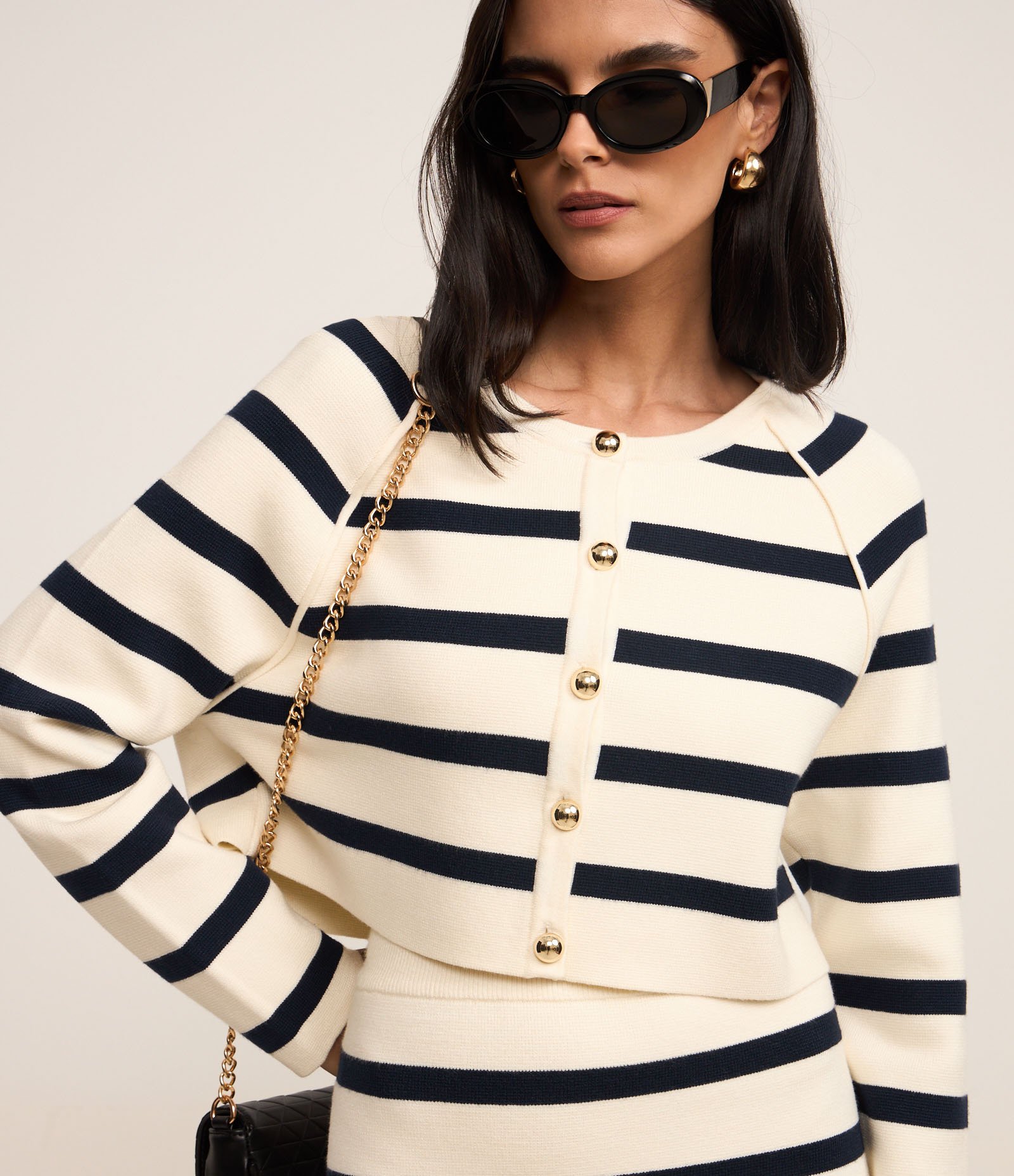 Cardigan em Tricô com Botões Metalizados e Estampa Listrada Branco/ Azul 1