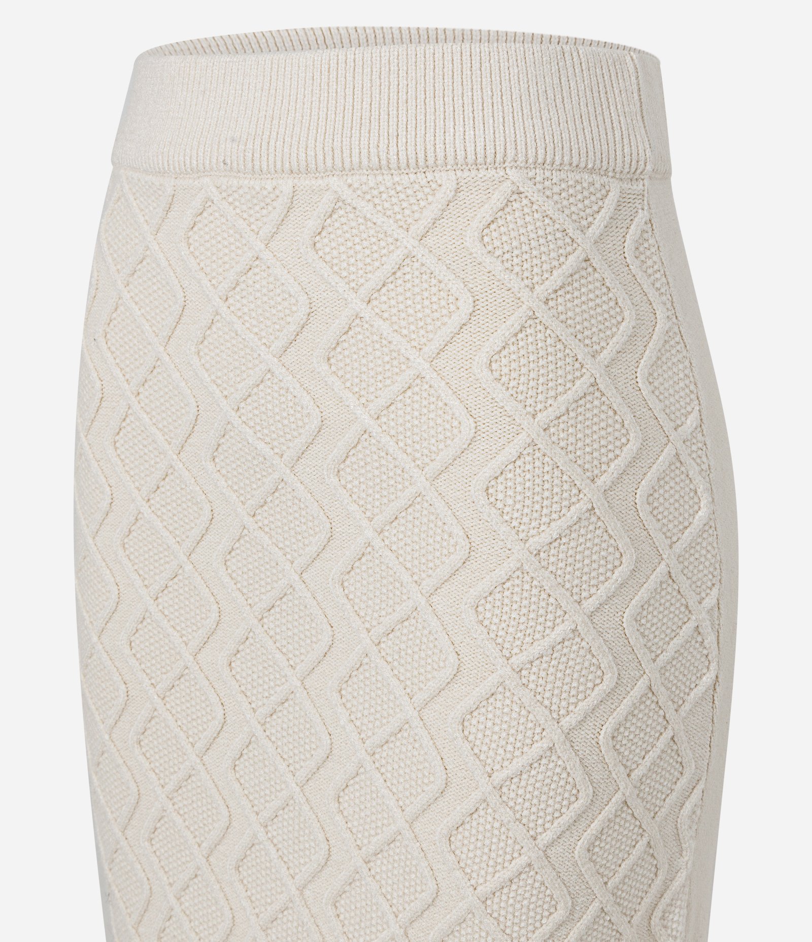 Saia Midi em Tricô com Bordado de Losangos Bege 6