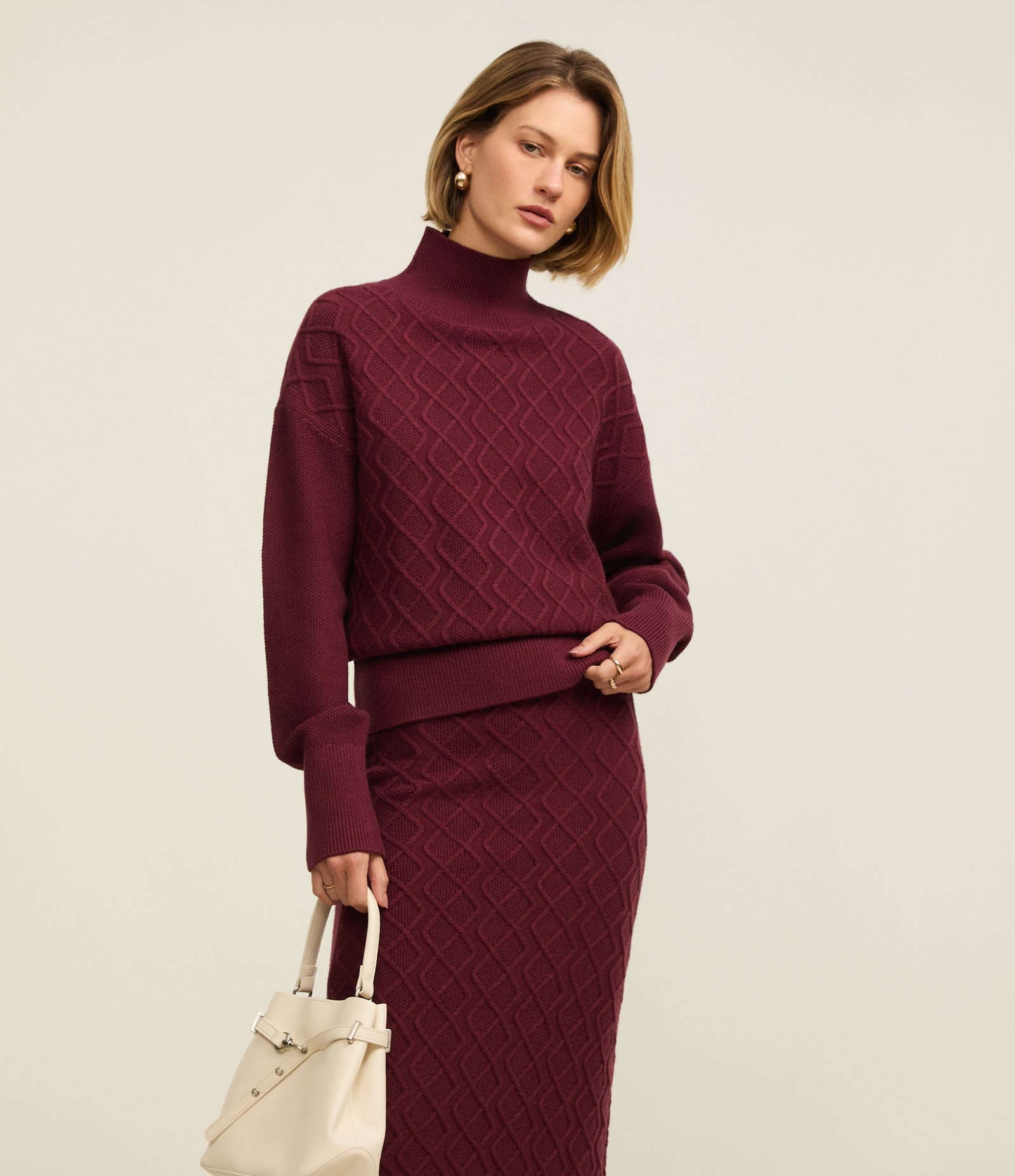 Saia Midi em Tricô com Bordado de Losangos 2