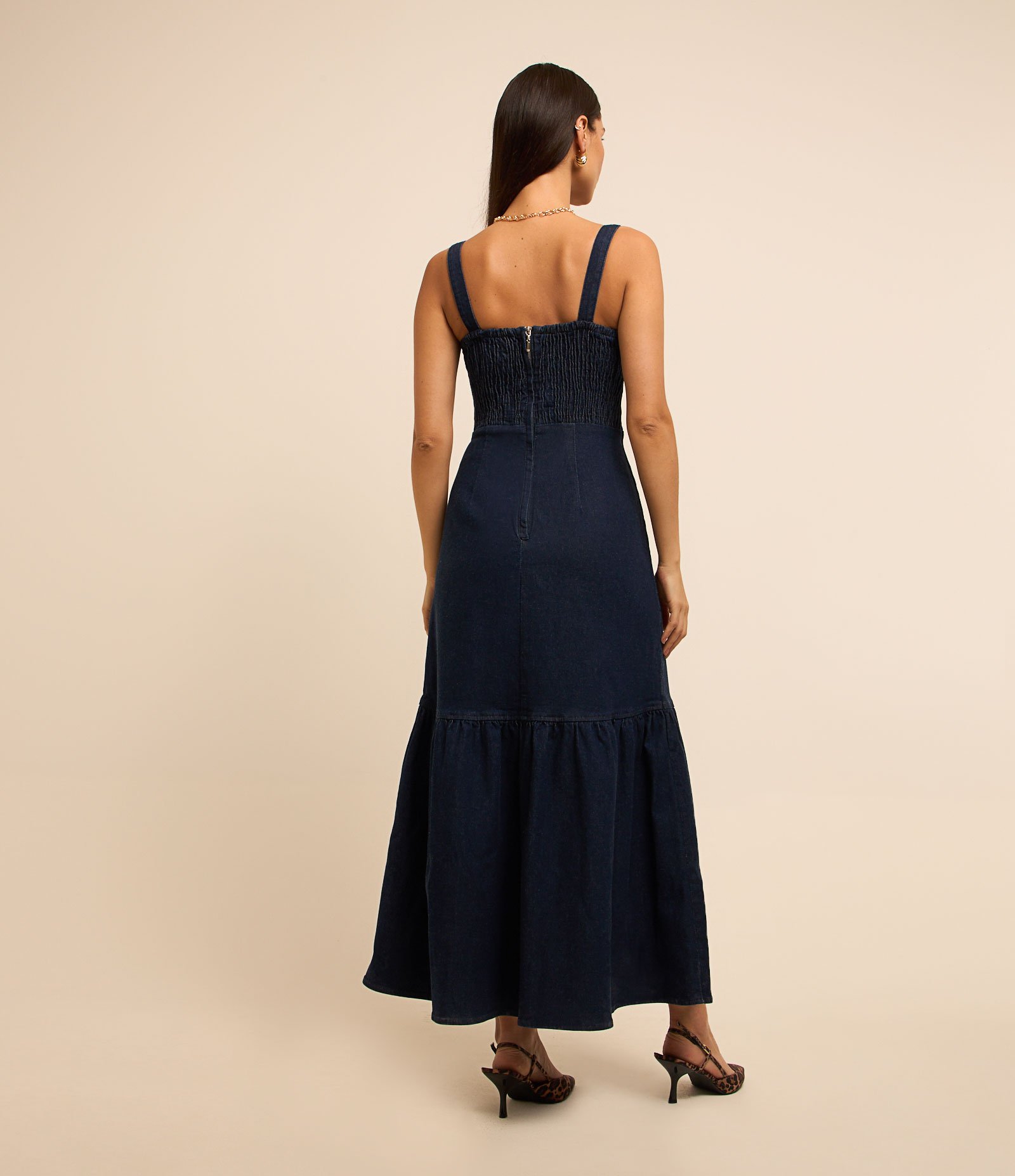 Vestido Longo Jeans com Babado na Barra e Lastex nas Costas Azul Escuro 2