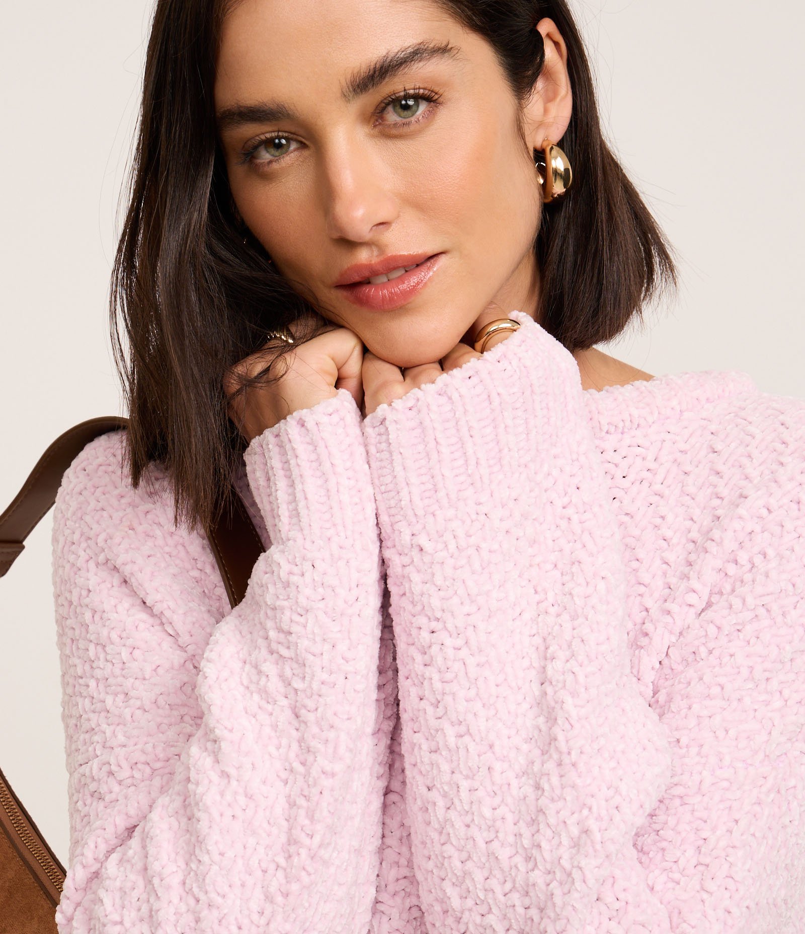 Suéter em Chenille com Gola Redonda 3