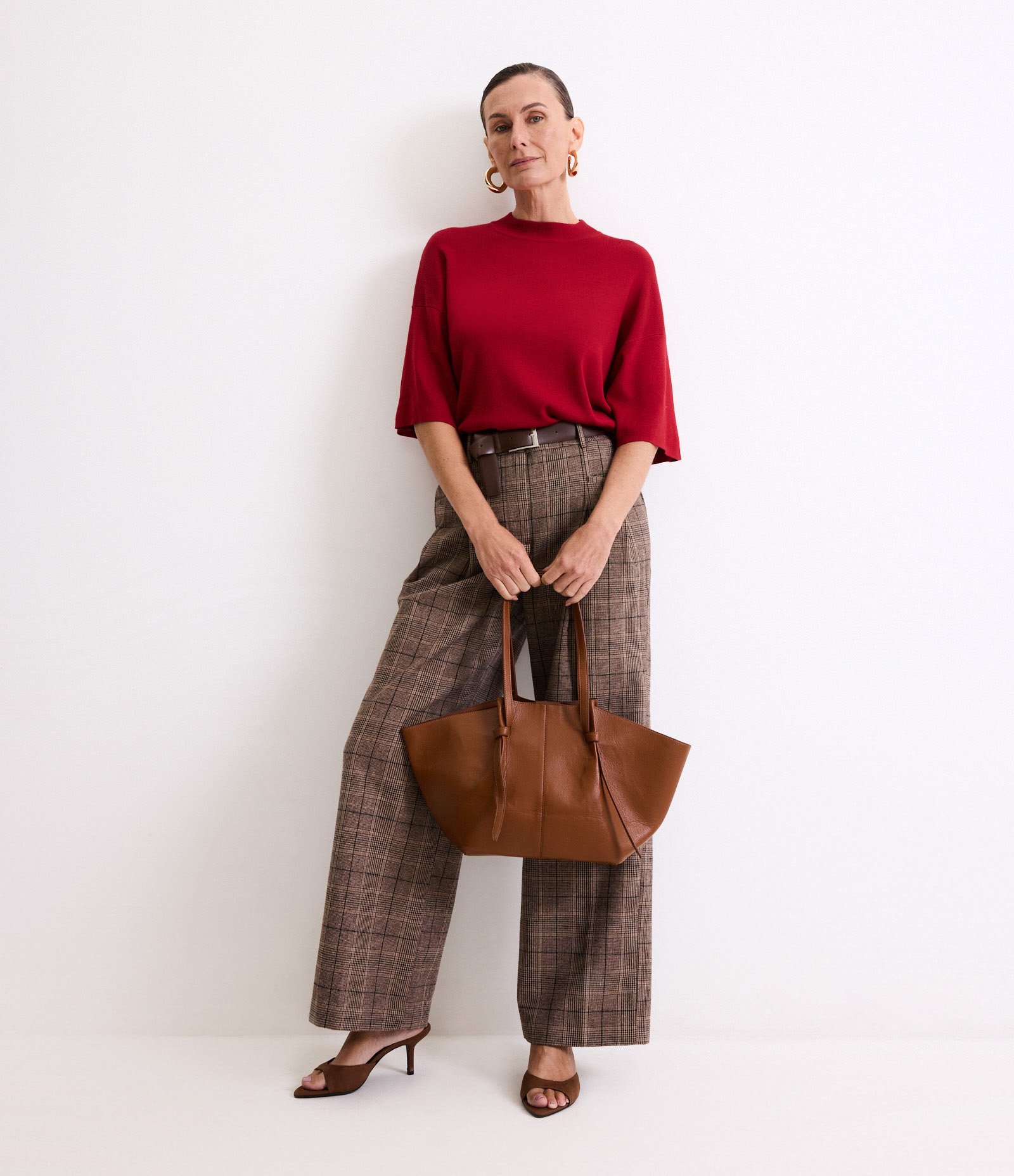 Blusa em Tricô com Cava Deslocada e Manga Ampla Vermelho 2