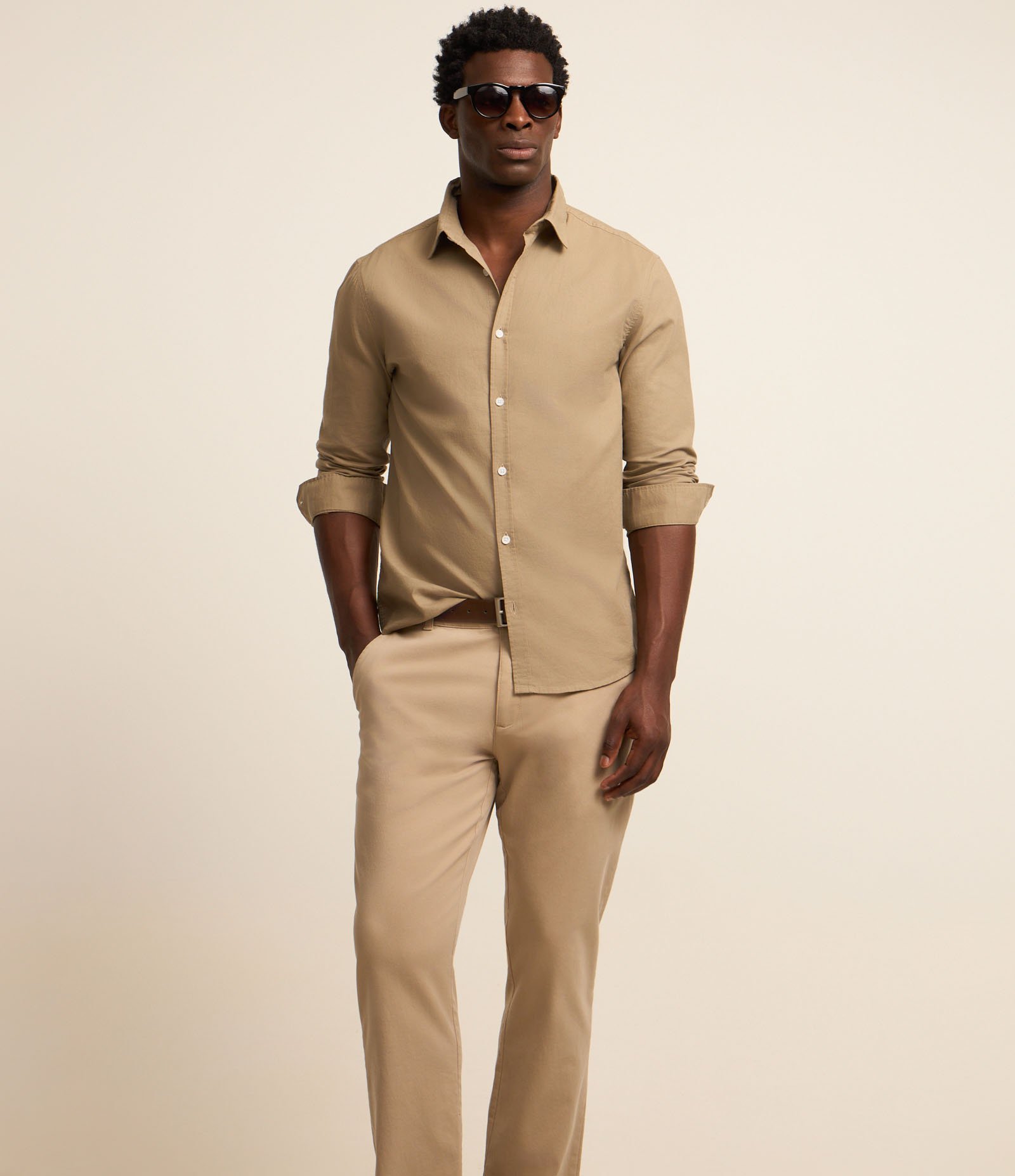 Calça Slim em Sarja com Lavagem Estonada Marrom Médio 2