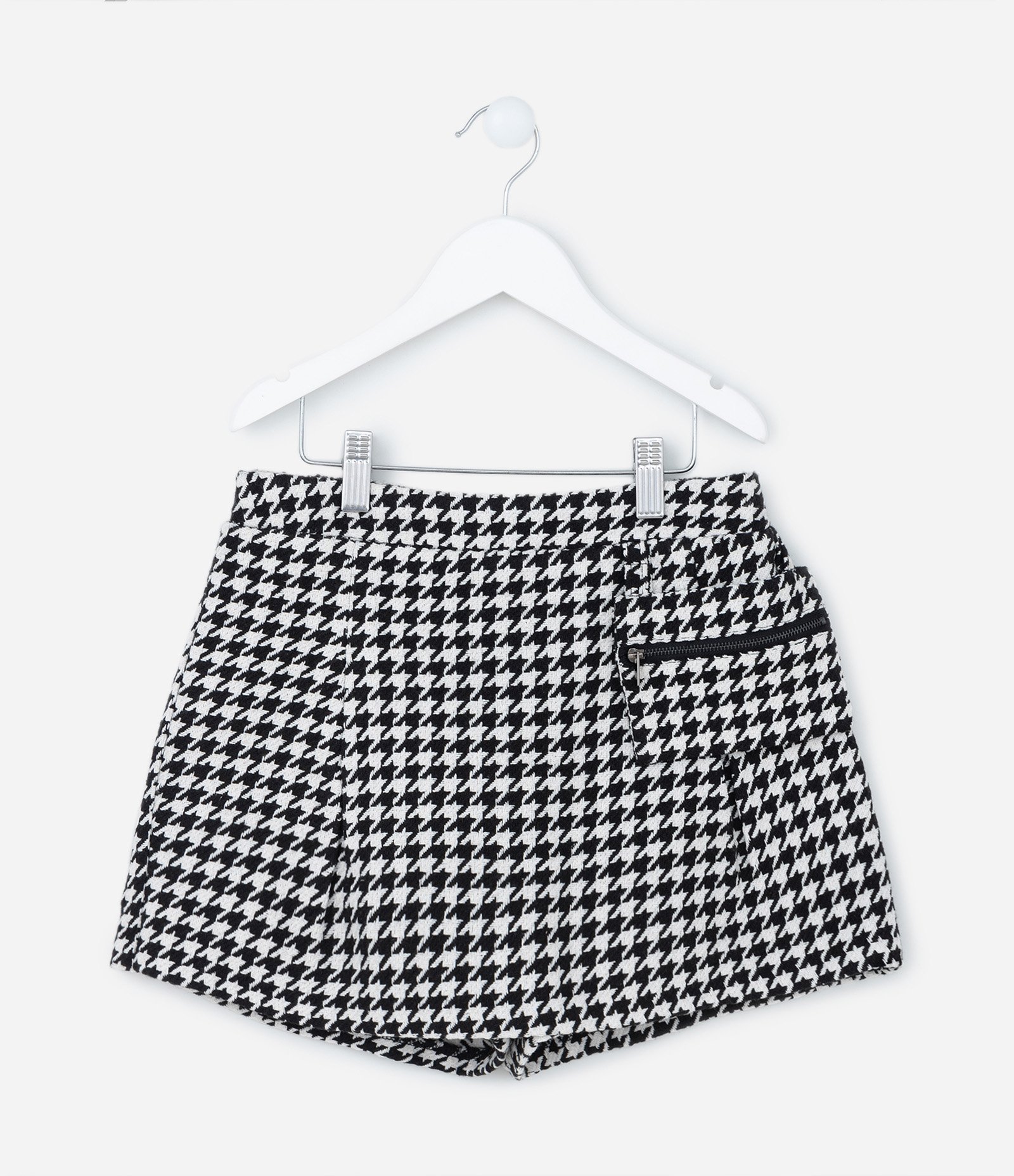 Short Saia em Tweed com Pochete Aplicada - Tam 5 a 14 Anos Preto 1