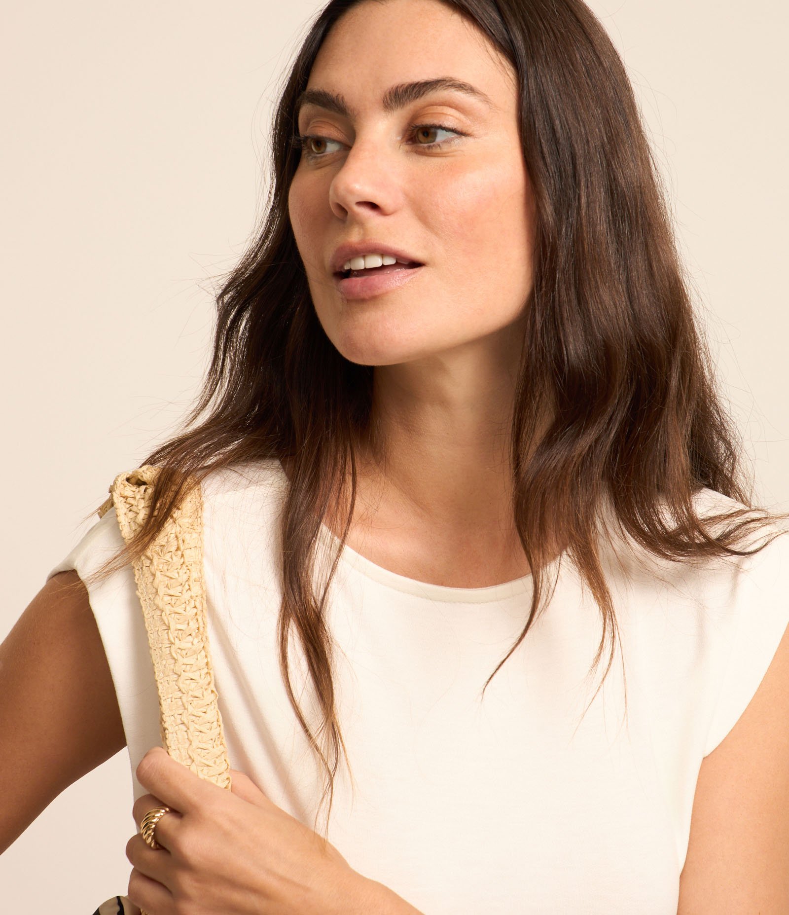 Blusa Sem Manga em Algodão com Decote Canoa e Franzidos Branco 4