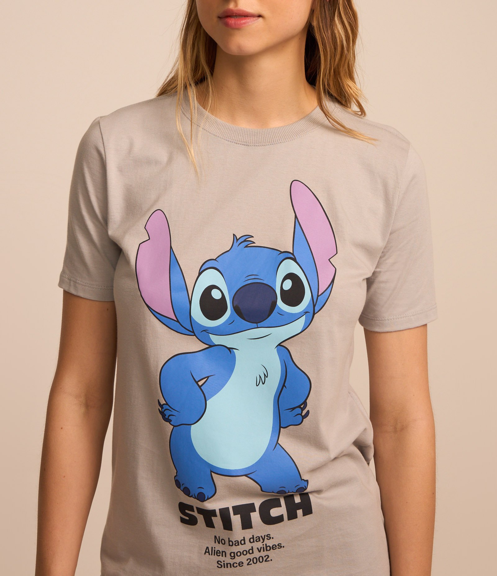 Camiseta Alongada em Algodão com Estampa Stitch no Bad Days Cinza 3