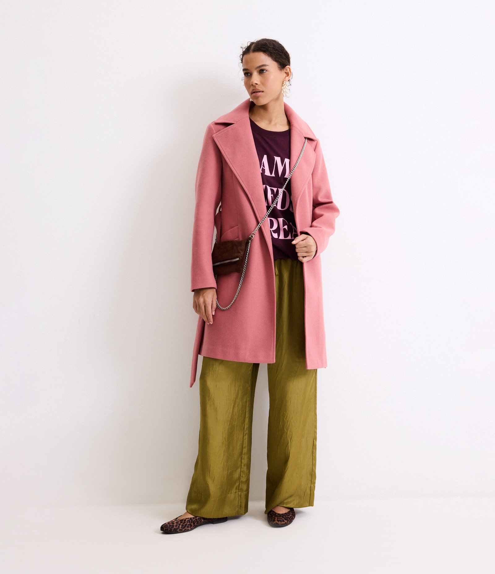 Casaco Alongado em Polivelour com Cinto de Tecido Rosa Terroso 1