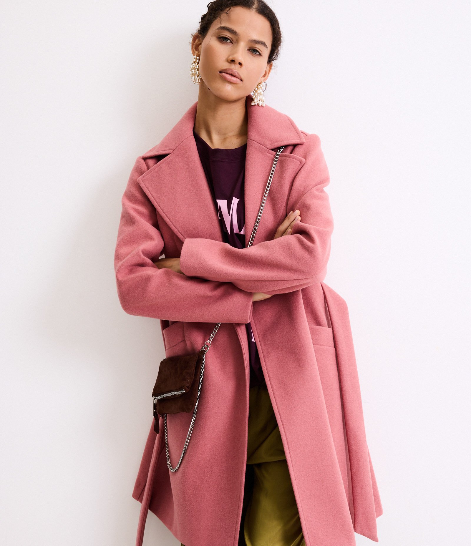 Casaco Alongado em Polivelour com Cinto de Tecido Rosa Terroso 2