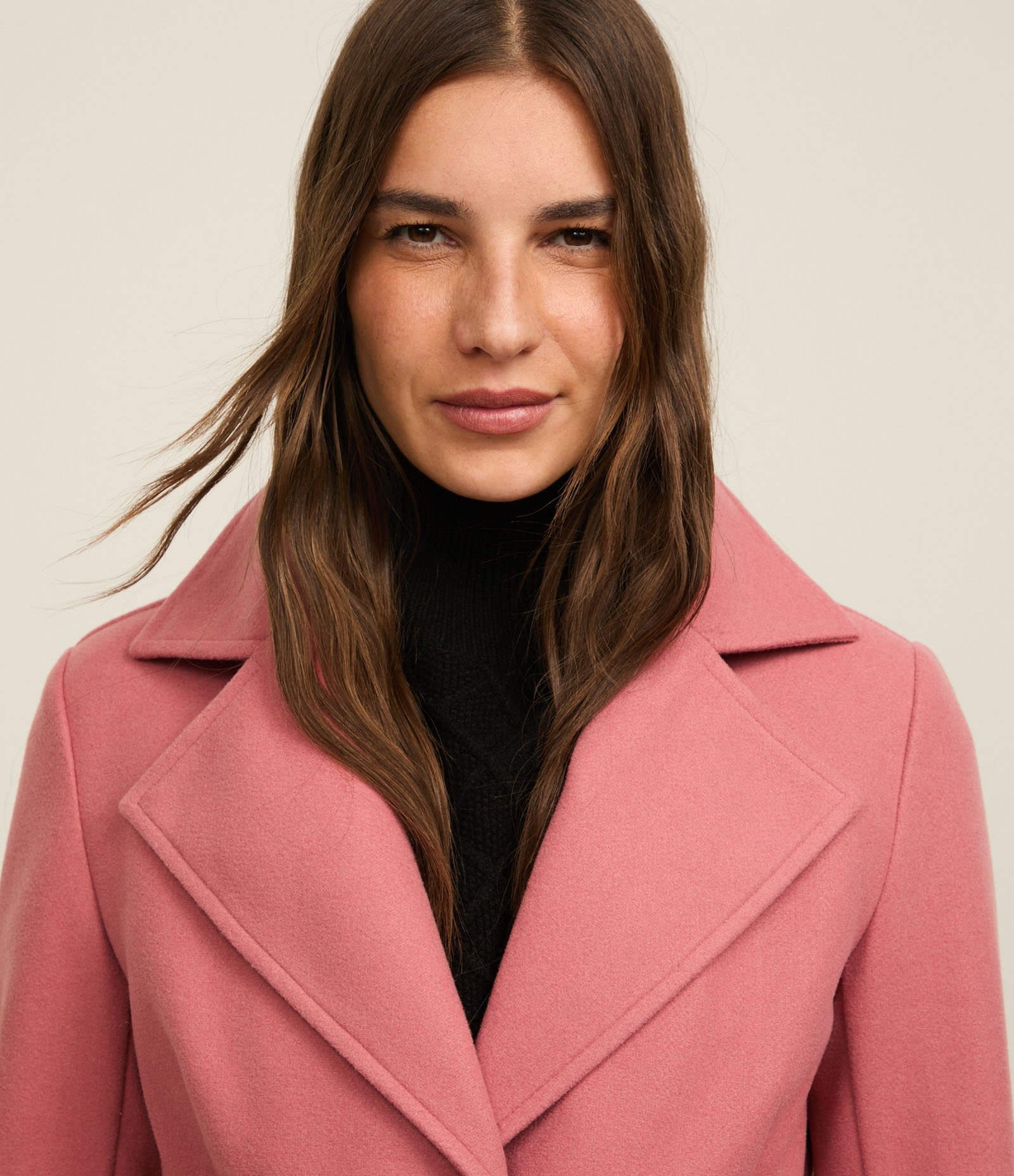 Casaco Alongado em Polivelour com Cinto de Tecido Rosa Terroso 6