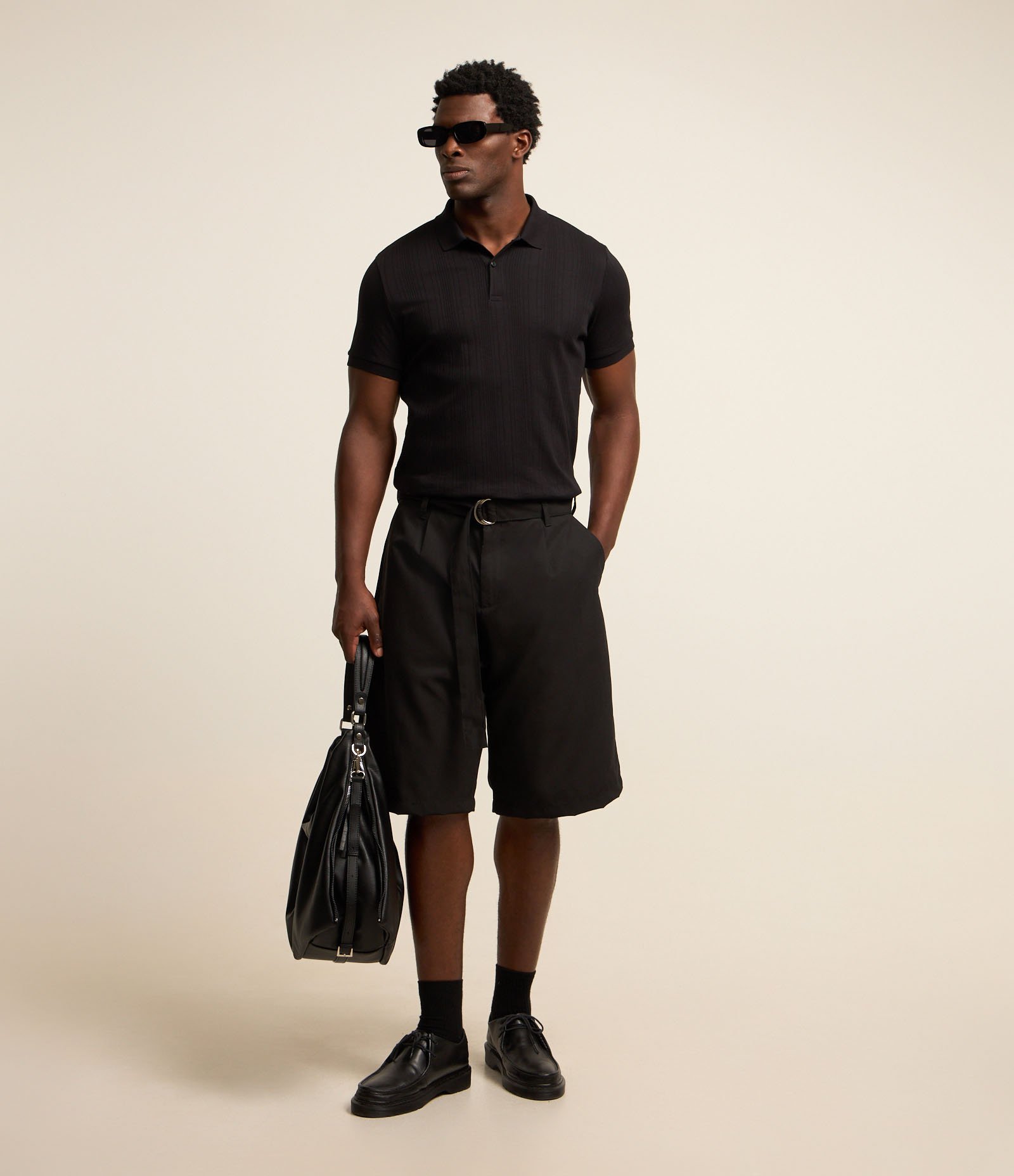 Bermuda Jorts Alfaiatada com Cinto Preto 1