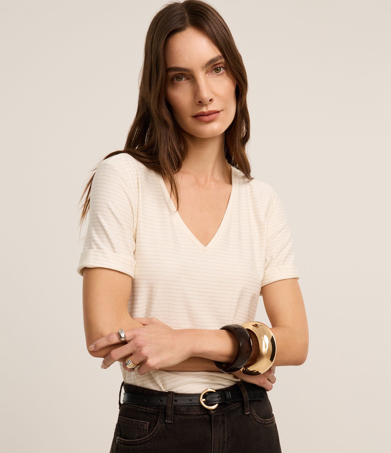 Blusa em Viscose com Listras Horizontais e Decote em V Branco 1