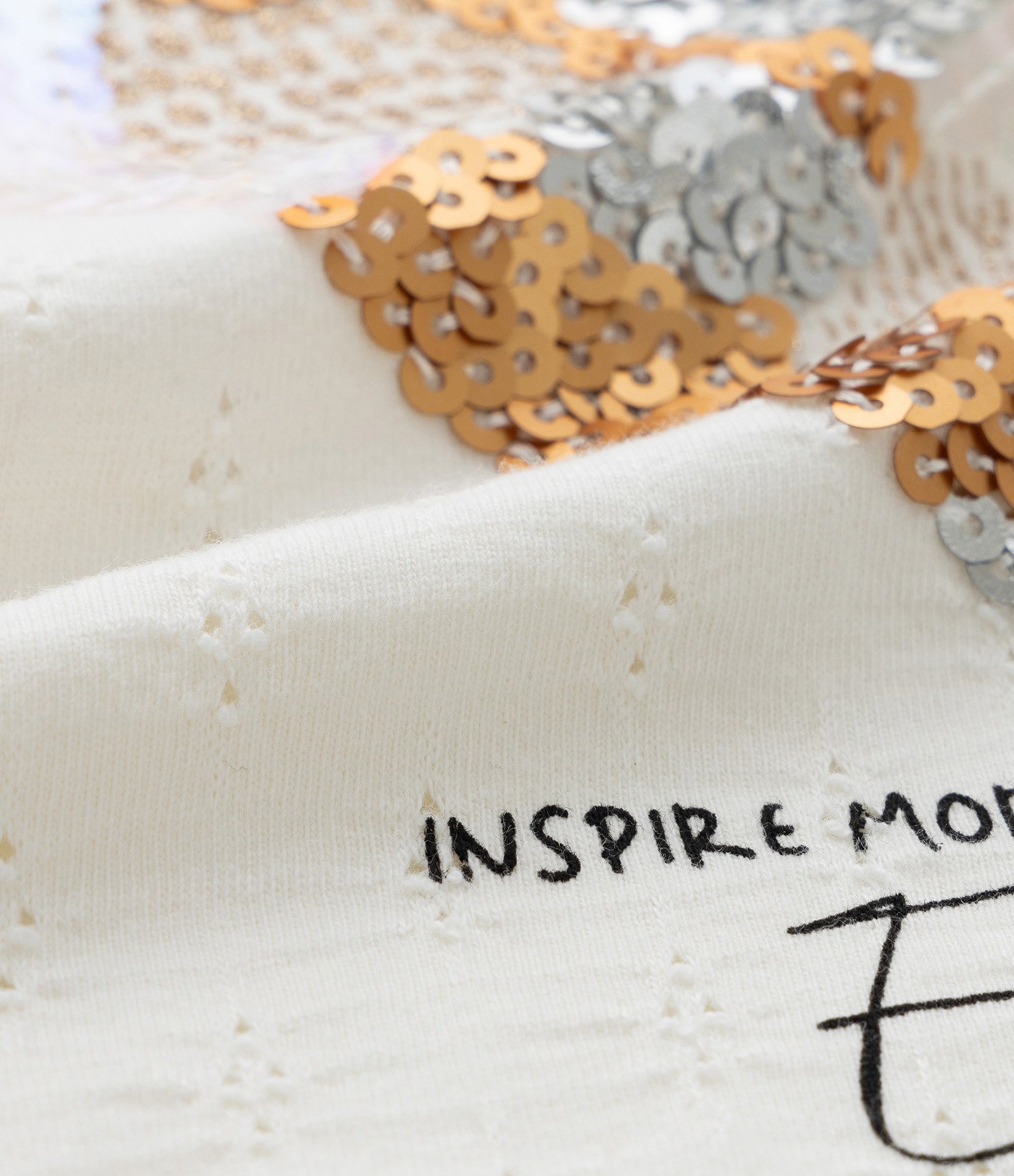 Blusa Infantil com Manga Bufante e Bordado em Paetês - Tam 5 a 14 Anos Bege 3