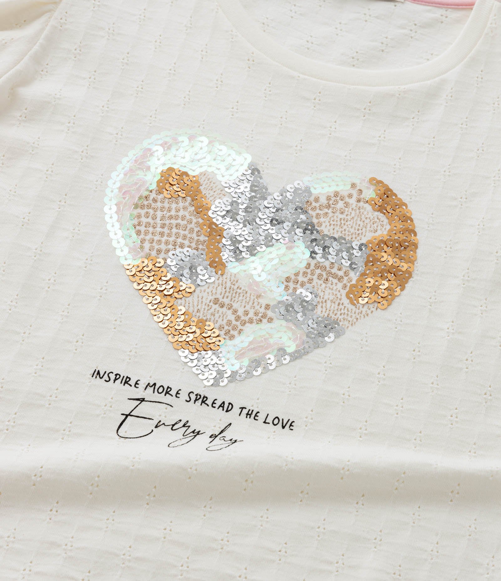 Blusa Infantil com Manga Bufante e Bordado em Paetês - Tam 5 a 14 Anos Bege 5