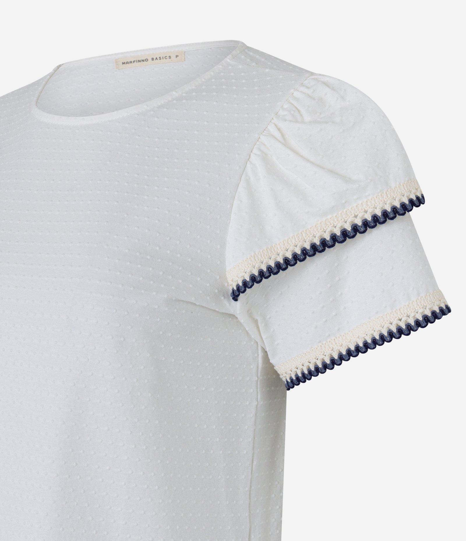 Blusa em Algodão com Babado na Manga e Detalhe Efeito Crochê Branco 7