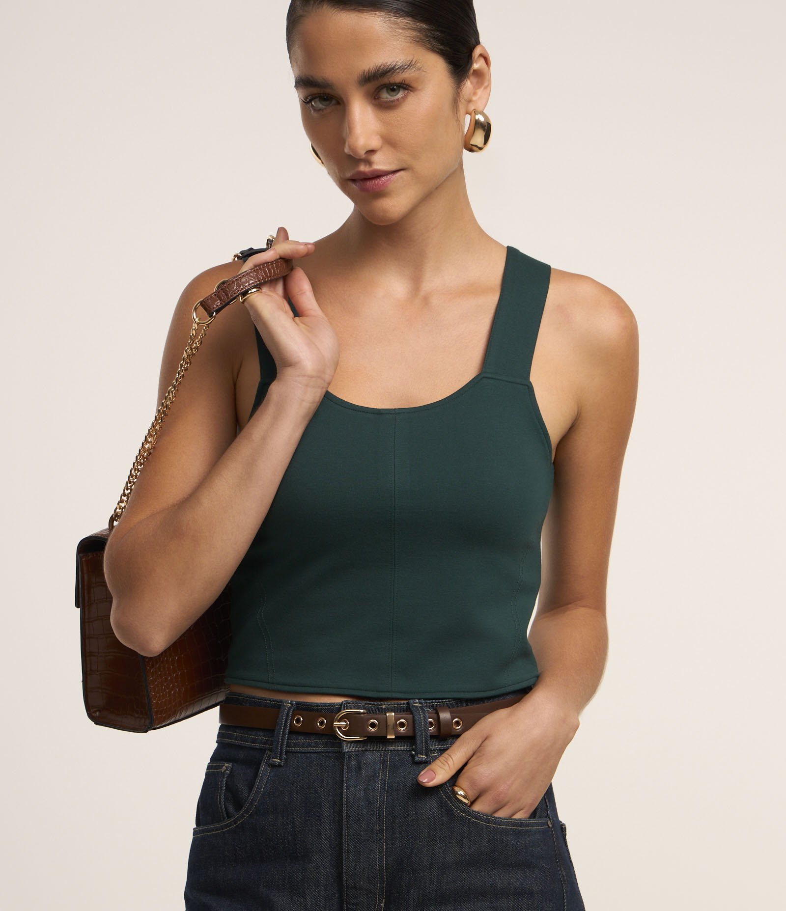 Blusa Alça Larga Cropped em Viscose com Ponto Roma Verde 1