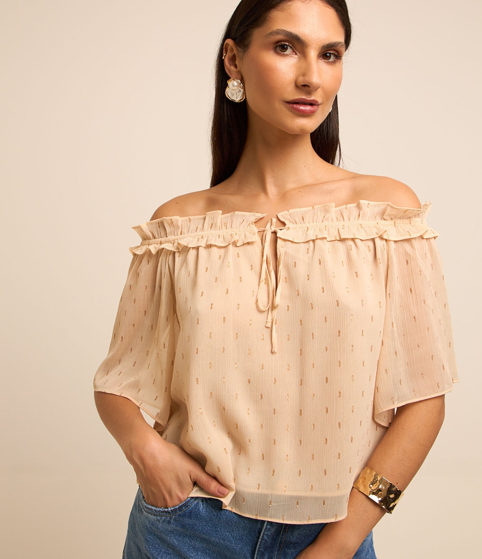 Blusa Ombro a Ombro em Chiffon com Babado e Amarração Laranja 1