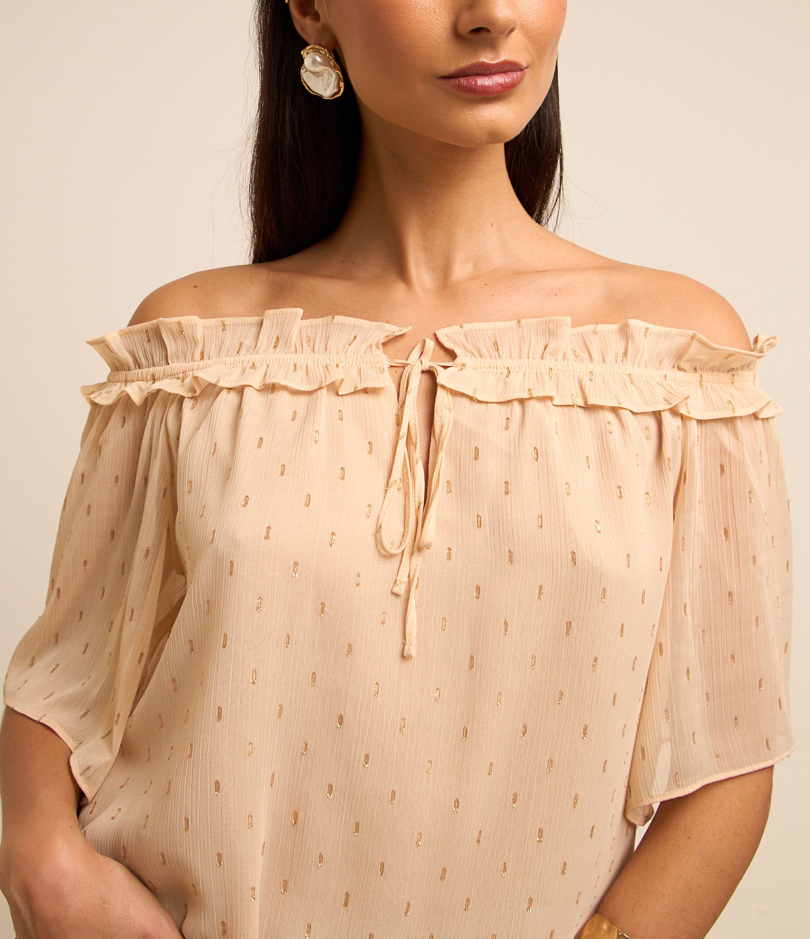 Blusa Ombro a Ombro em Chiffon com Babado e Amarração Laranja 3