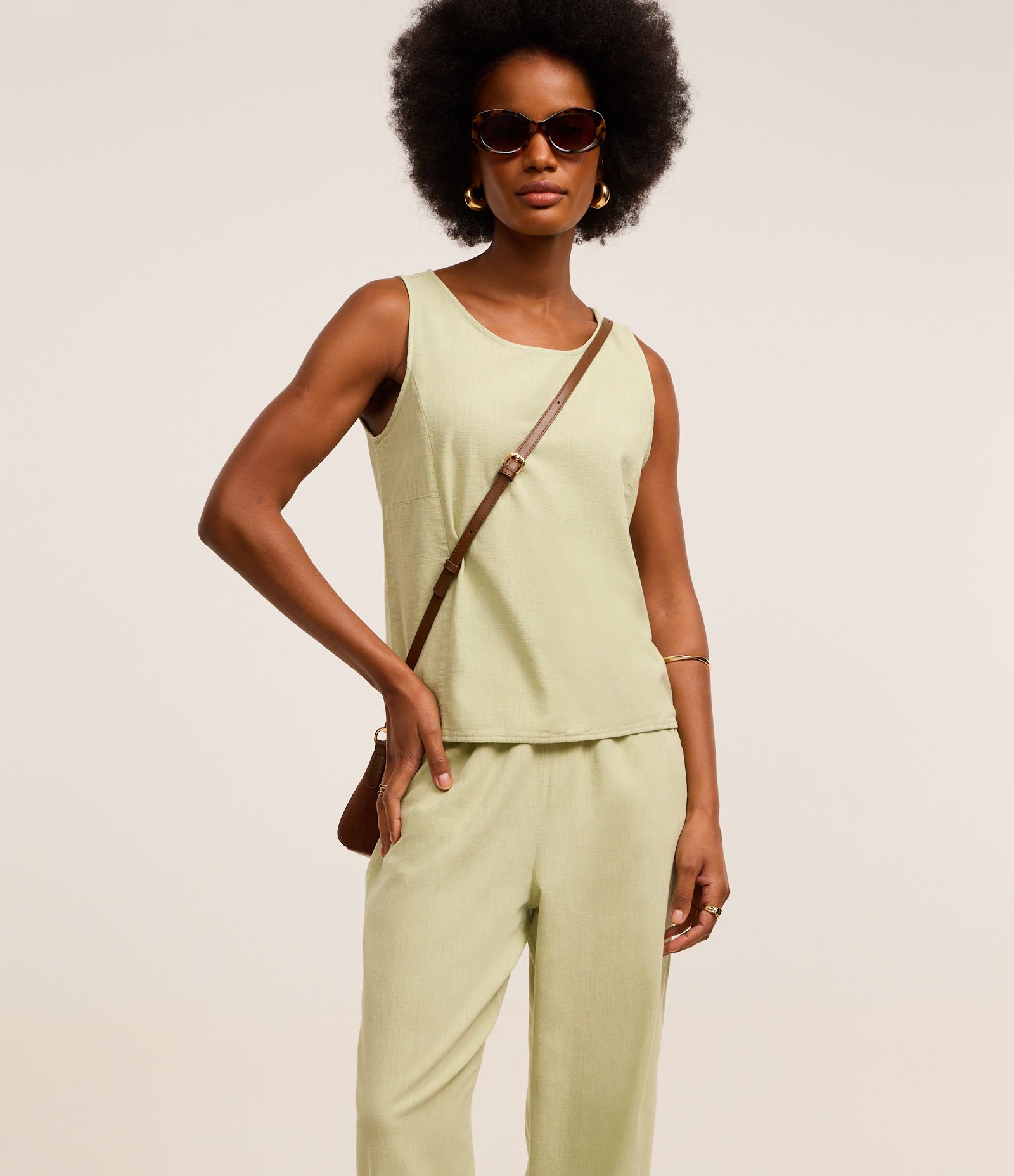 Calça Reta em Sarja com Cós Elástico Verde 2