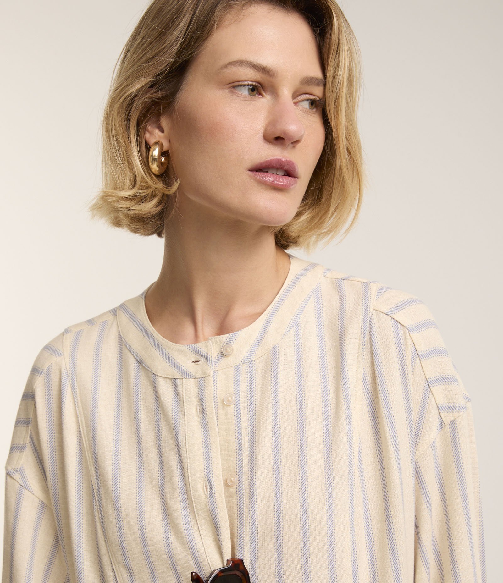 Vestido Chemise Midi Manga 3/4 em Viscolinho Listrado Branco/ Azul 5