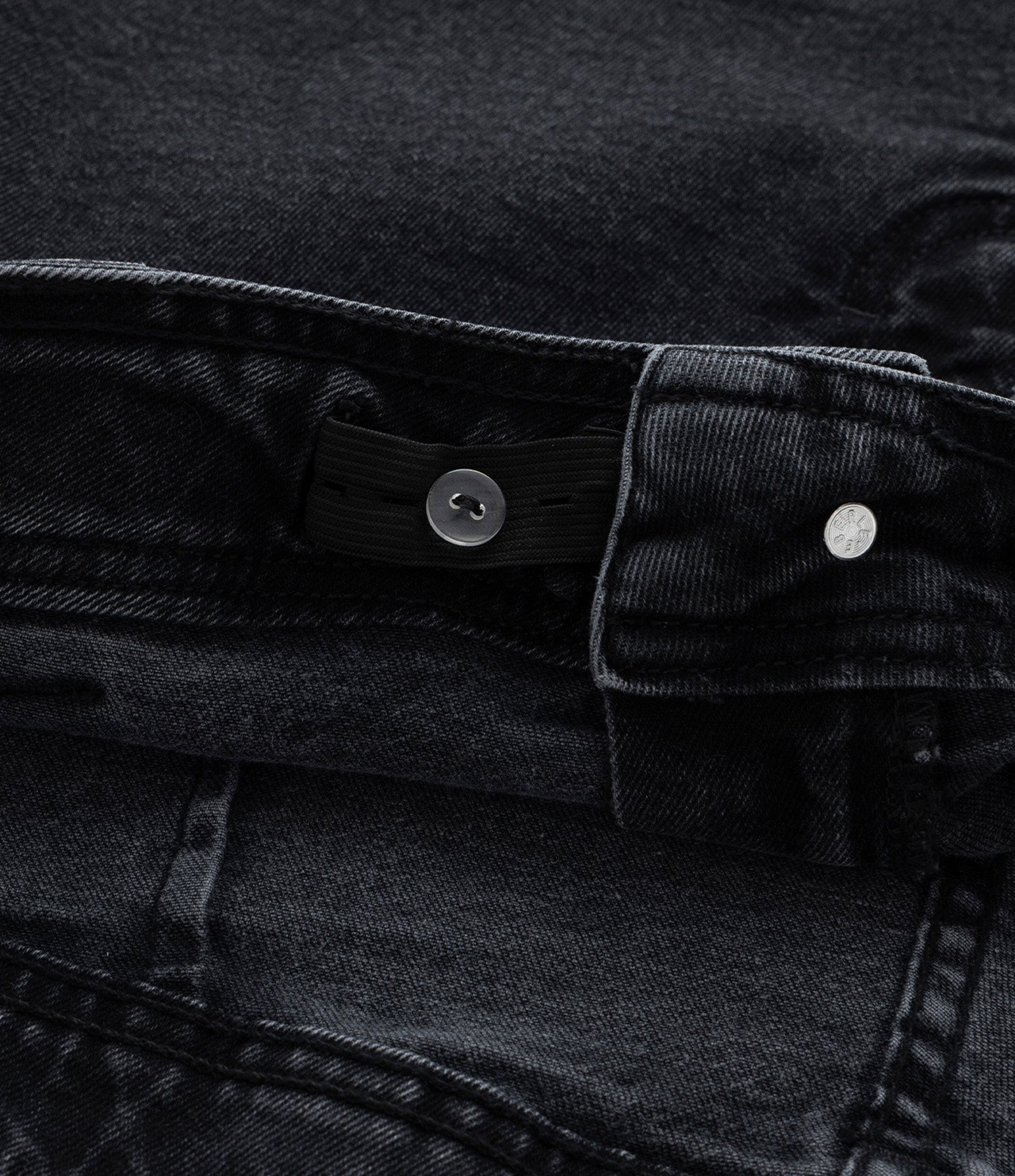 Bermuda Jeans com Elastano e Barra Larga Curve & Plus Size Preto 7