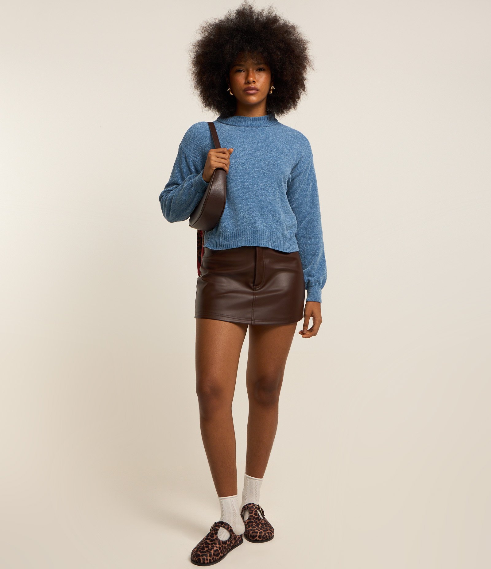 Suéter em Chenille com Golinha Alta e Ribanas Azul Médio 2