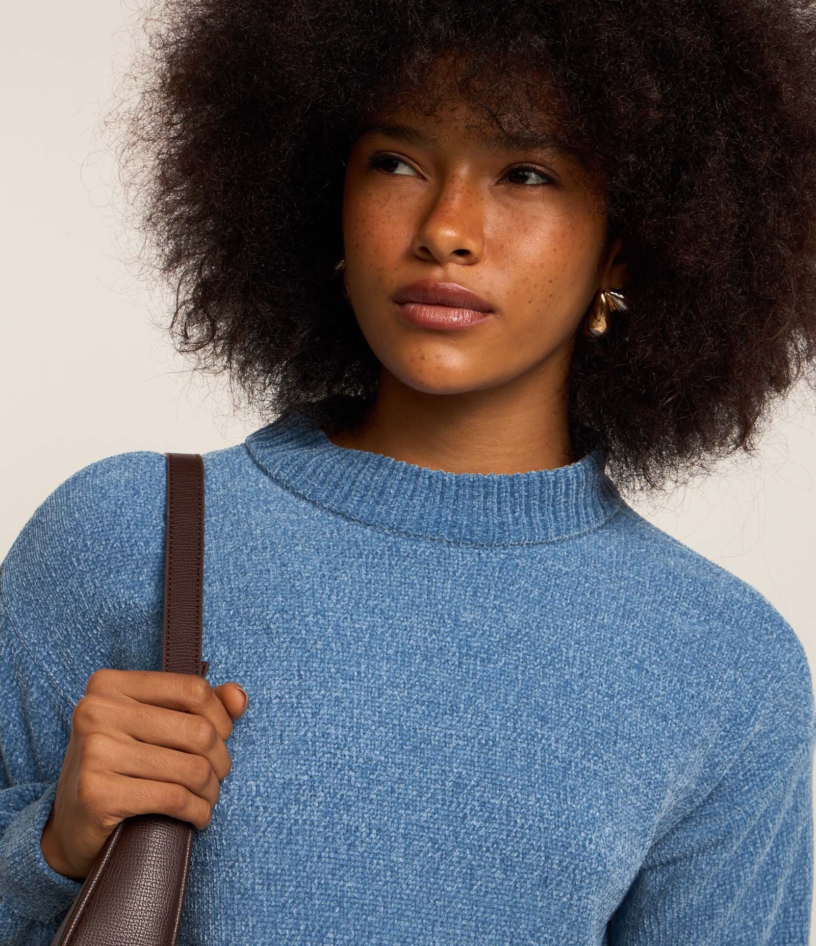 Suéter em Chenille com Golinha Alta e Ribanas Azul Médio 3