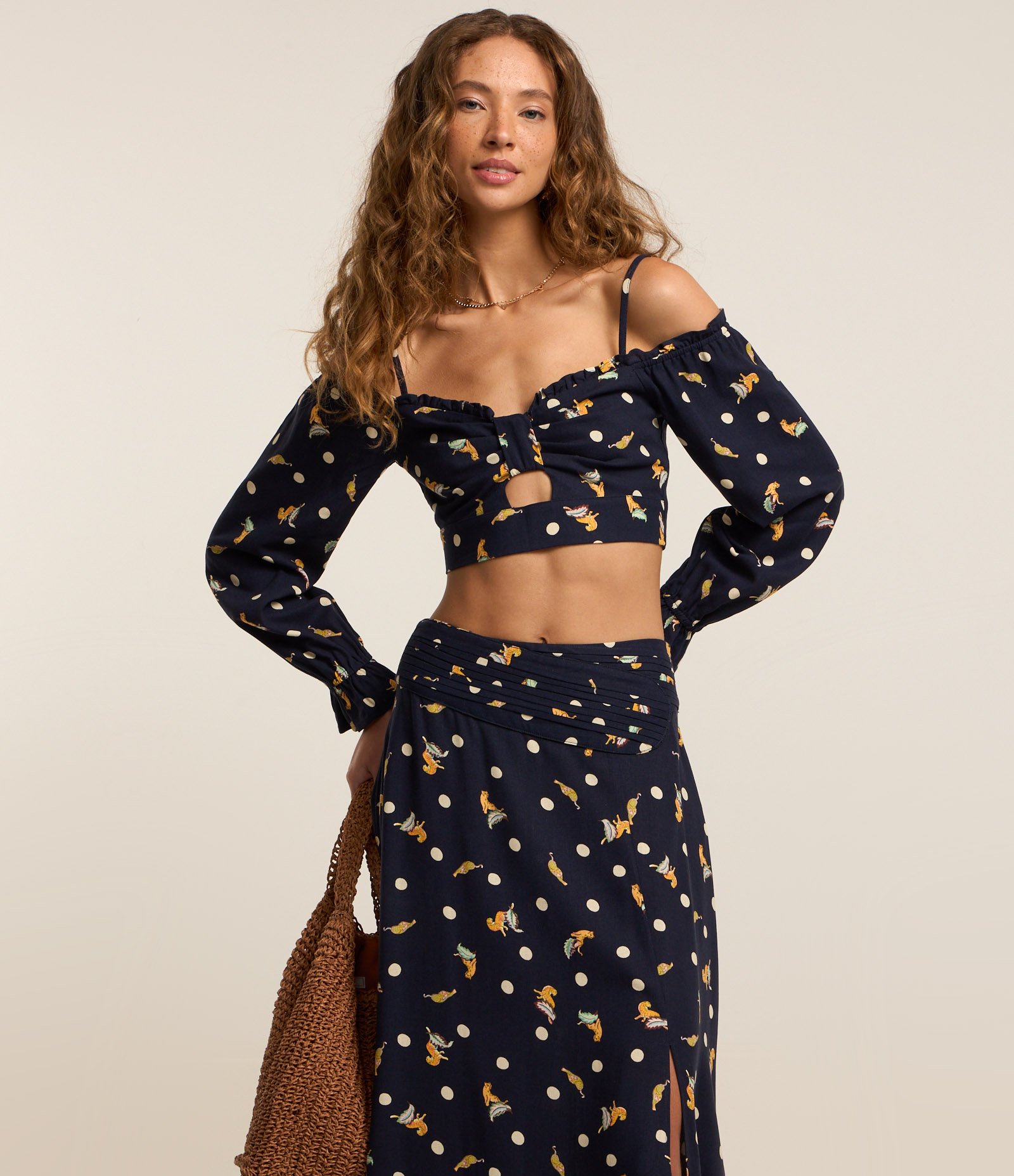 Saia New Midi em Viscose e Linho com Estampa de Oncinhas Azul Marinho 2