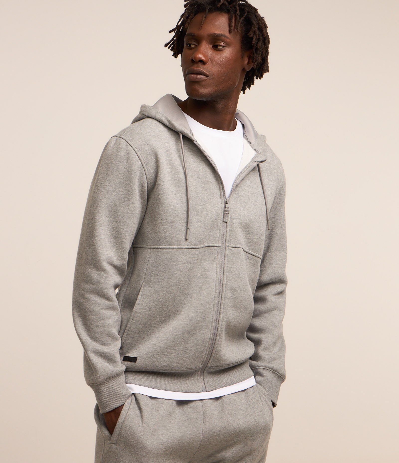 Casaco Básico em Moletom com Capuz e Zíper Frontal Cinza Médio 1