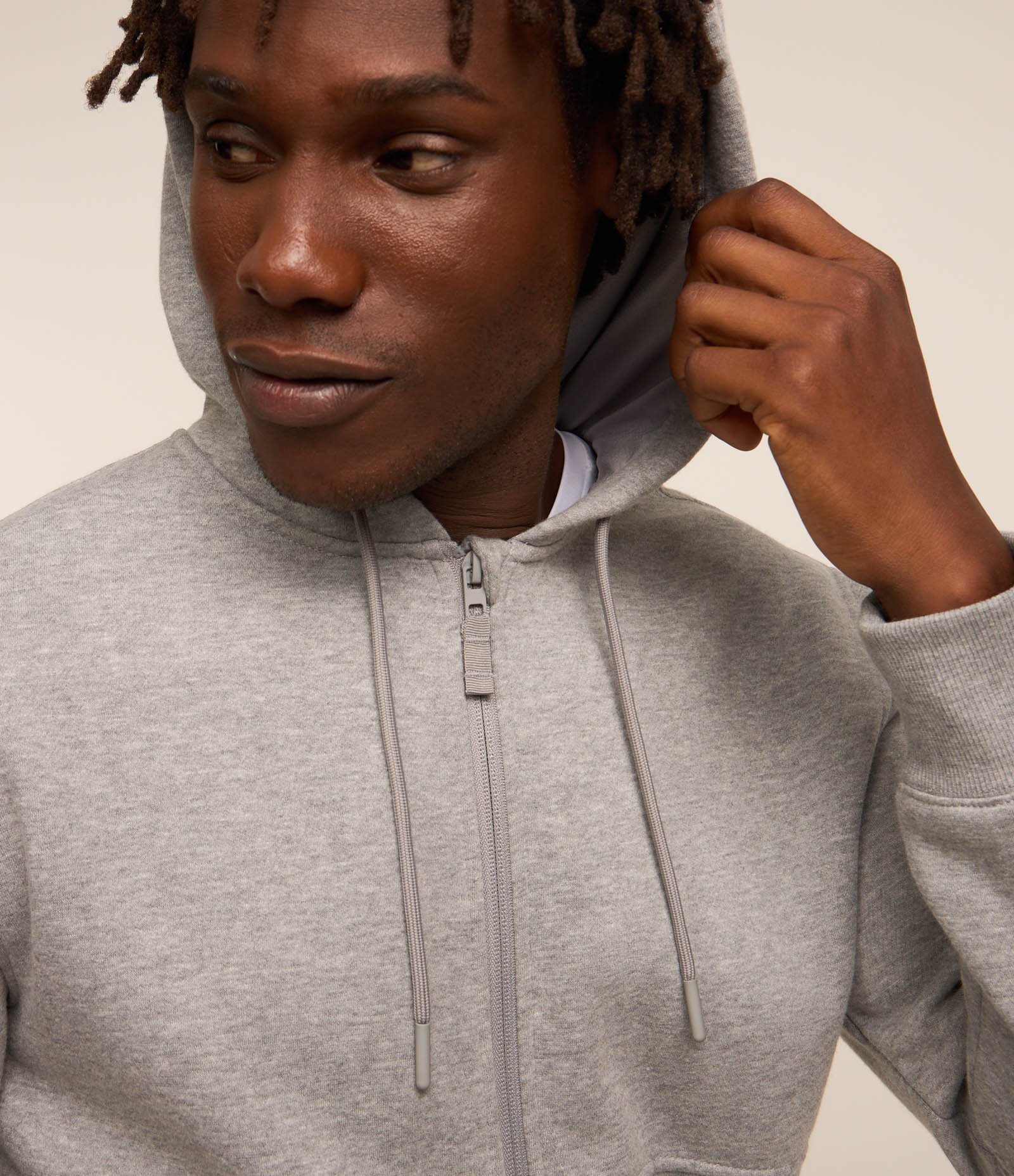 Casaco Básico em Moletom com Capuz e Zíper Frontal Cinza Médio 6