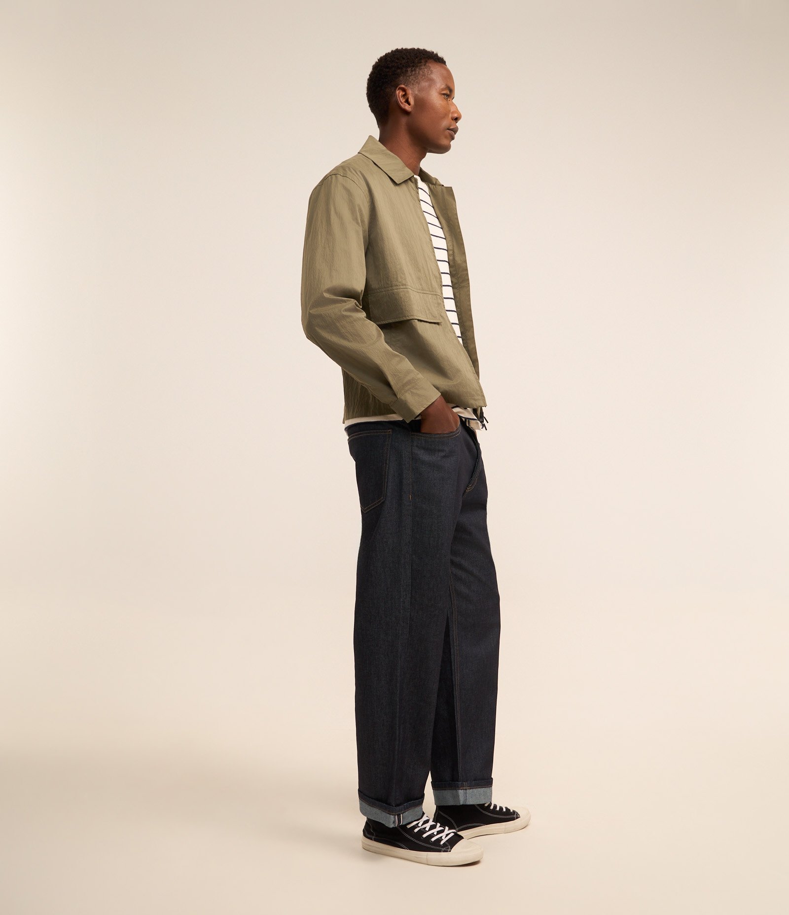 Jaqueta Bomber com Bolso Lapela Verde 5