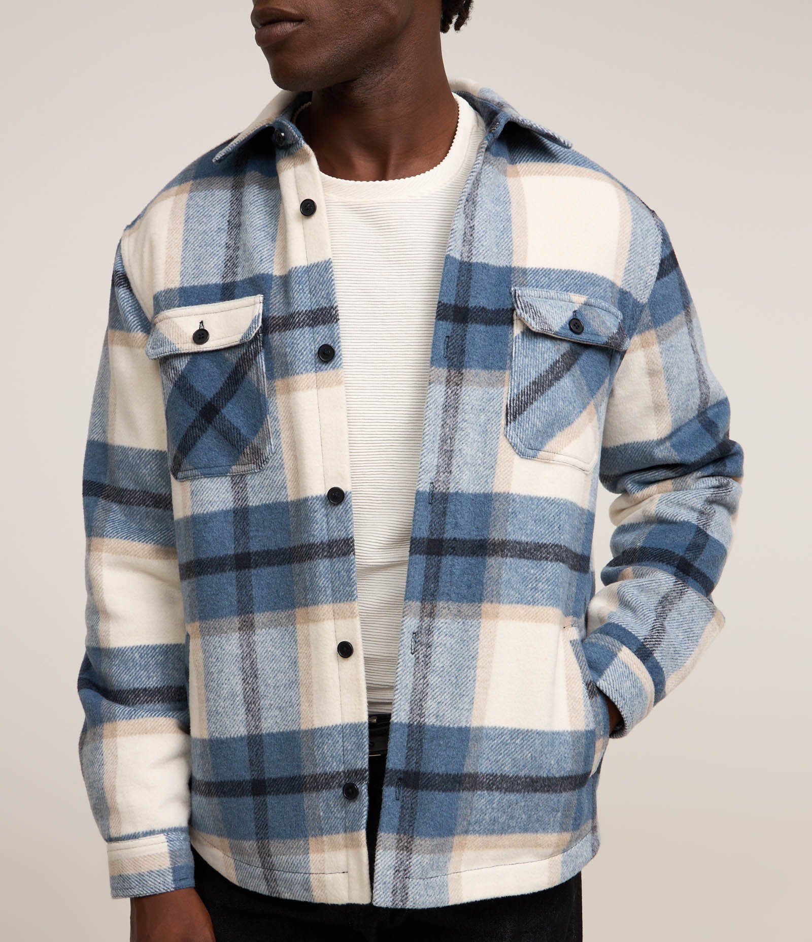 Jaqueta Trucker em Veludo com Estampa Xadrez 6