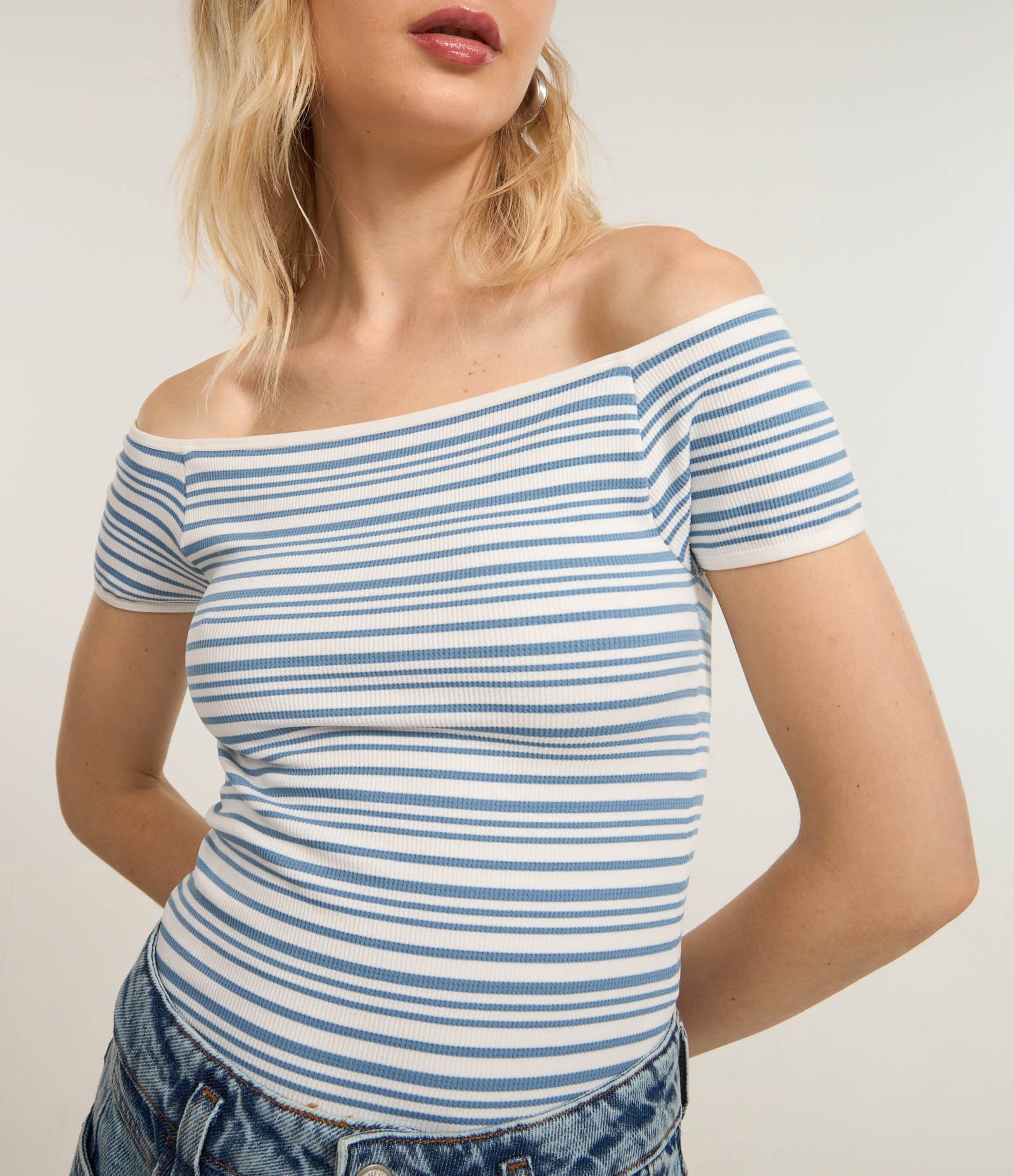 Blusa Ombro a Ombro em Seamless com Listras Azul 3