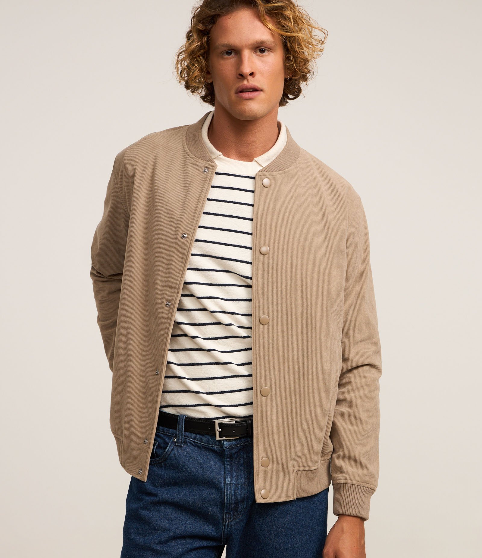 Jaqueta Bomber em Veludo Cotelê com Botões Forrados 1