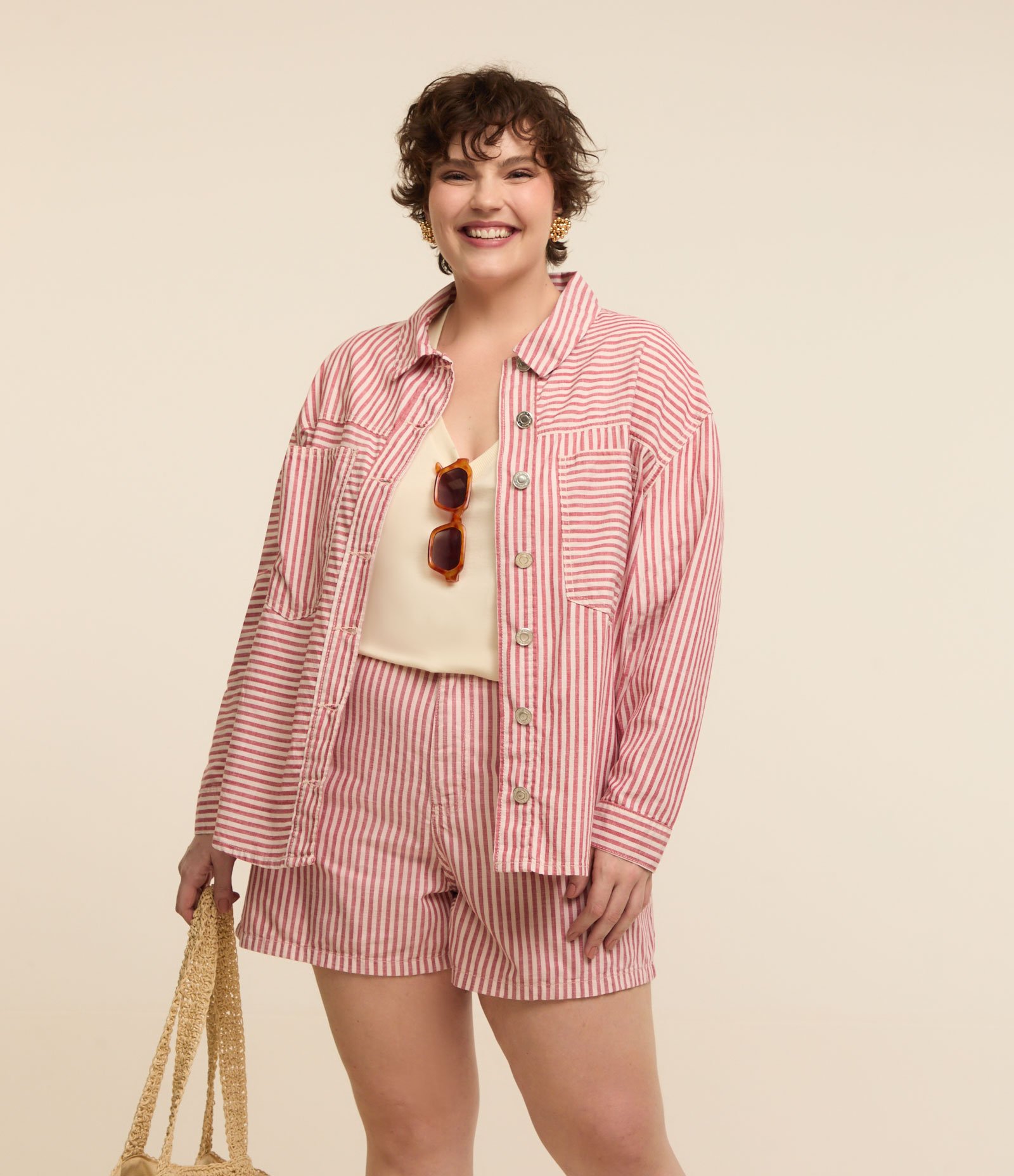 Jaqueta Leve Jeans com Estampa Listrada Curve & Plus Size Vermelho/Branco 1