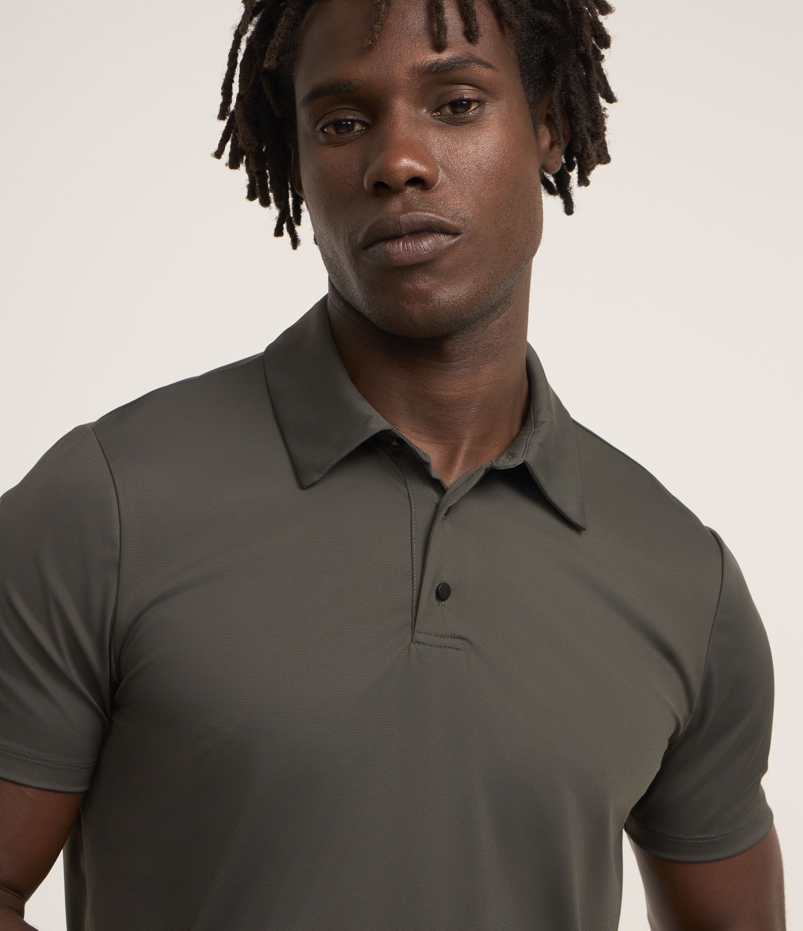 Camisa Polo Performance com Toque Gelado Verde Escuro 3