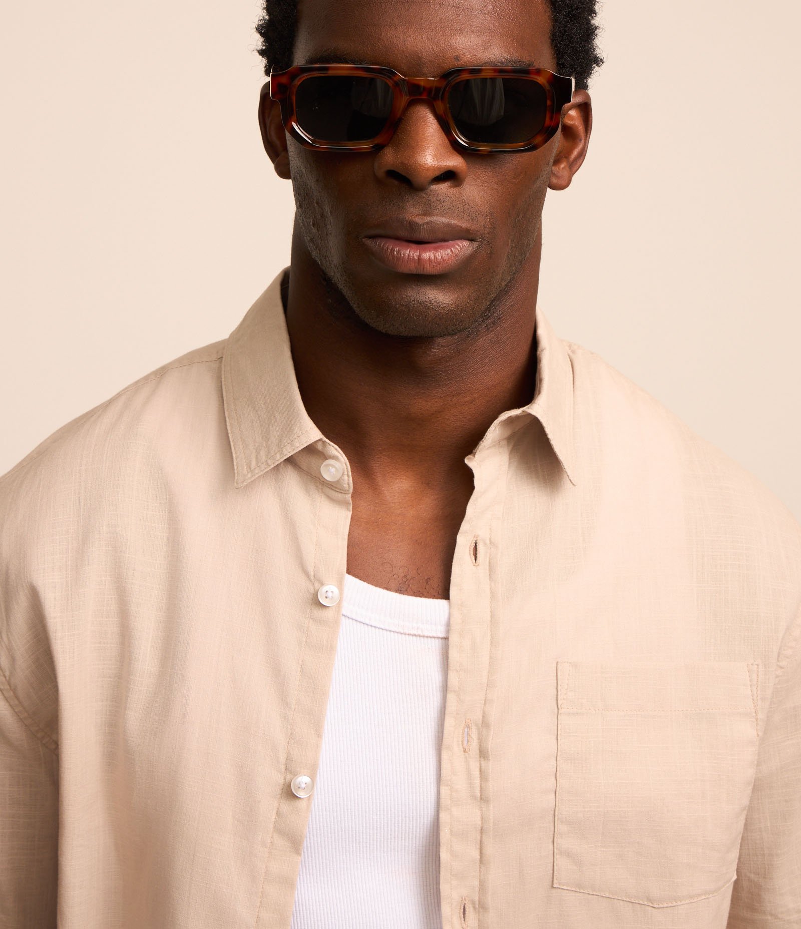 Camisa Regular em Voil com Textura Flamê Bege 3