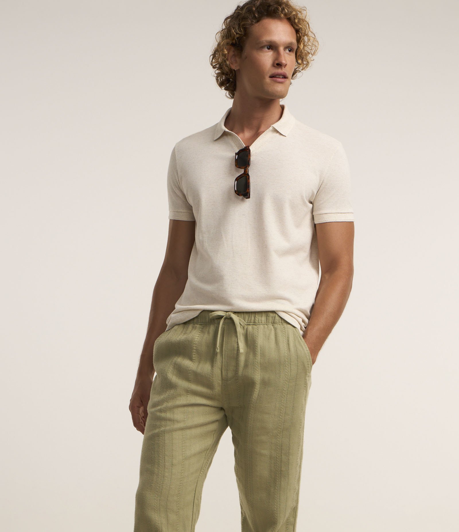 Calça em Algodão com Cós Elástico e Textura Rústica Verde 2