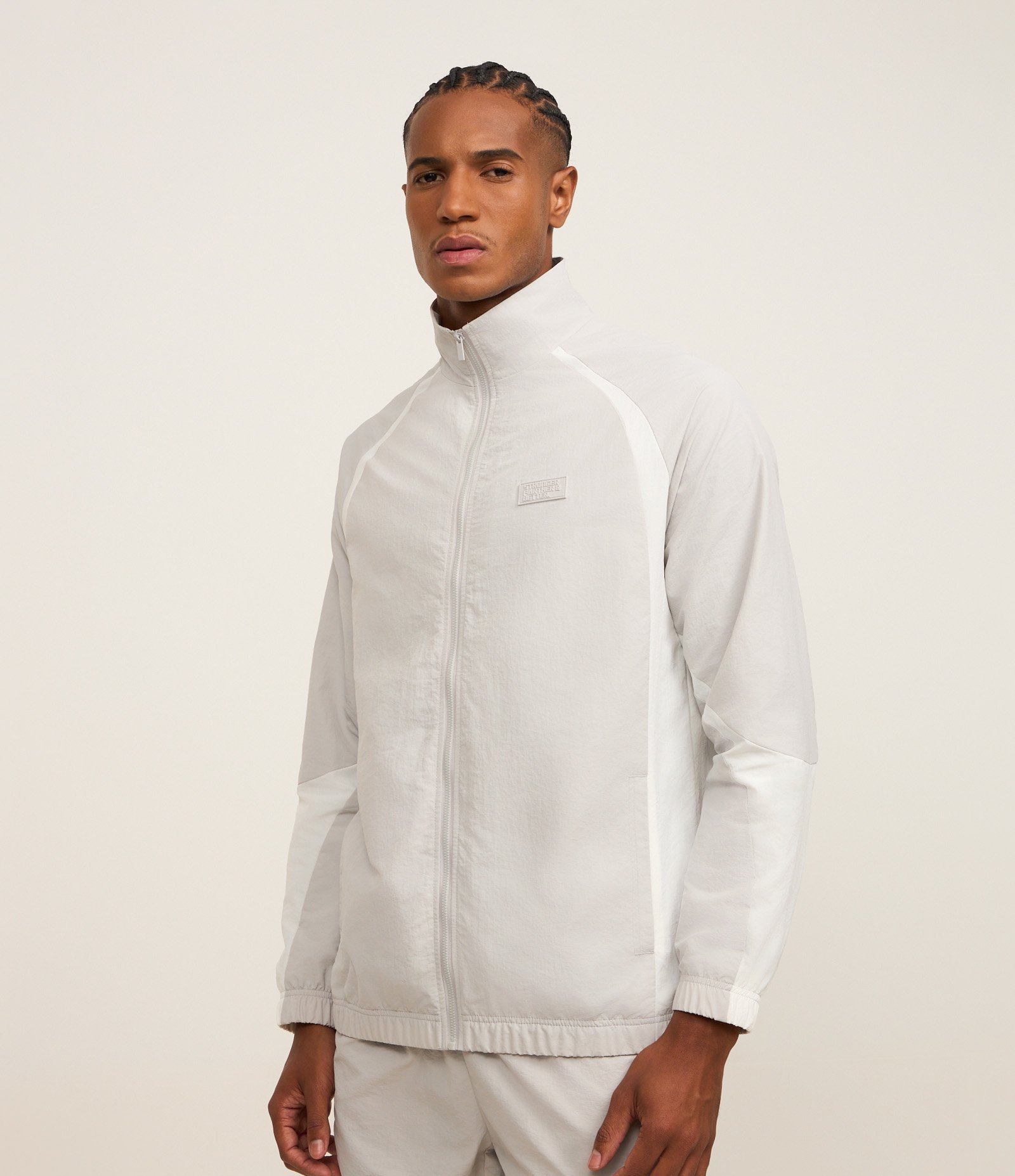 Jaqueta Esportiva em Poliamida com Detalhes 1