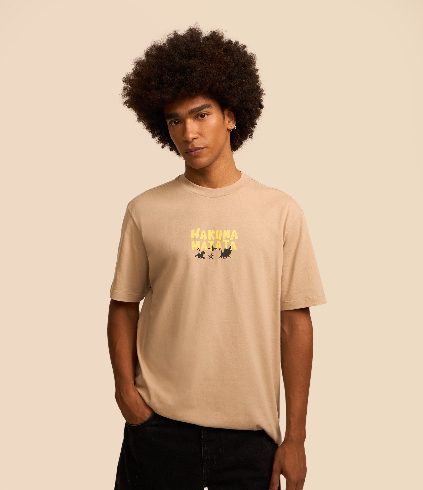 Camiseta Comfort em Algodão com Estampa do Pumba Bege 3
