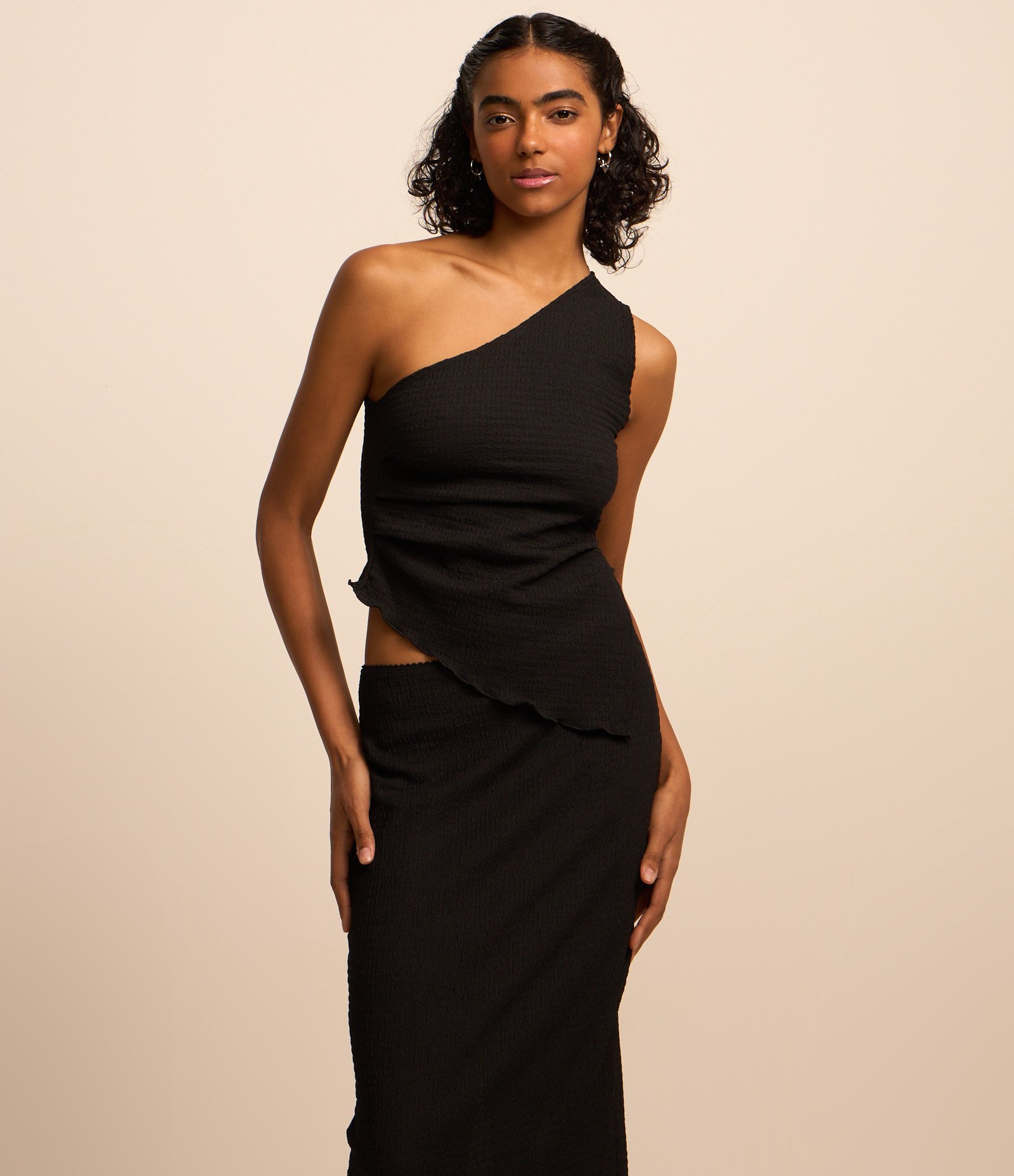 Saia Midi Texturizada com Fenda 2