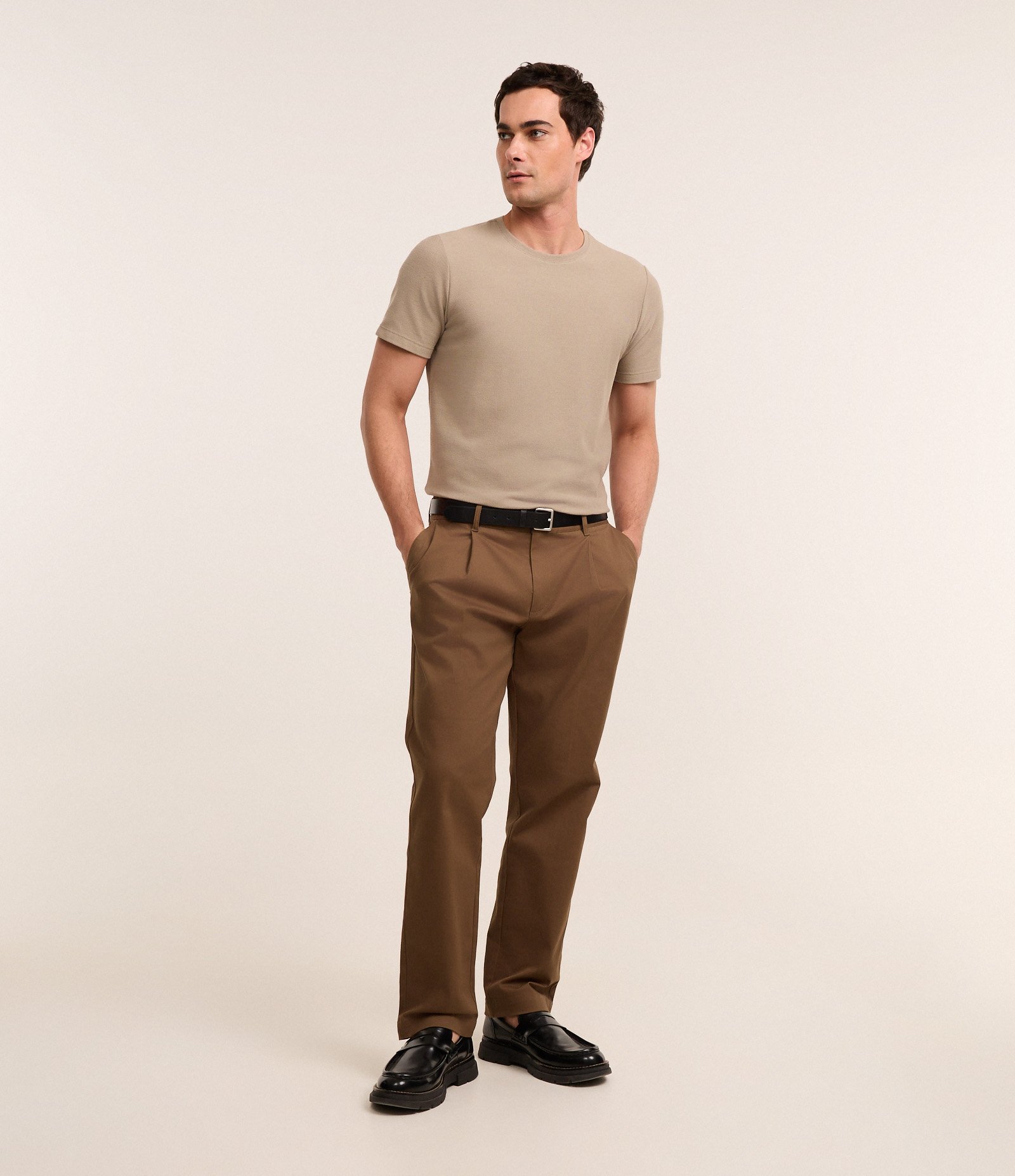 Camiseta Regular com Textura Colmeia Bege 2