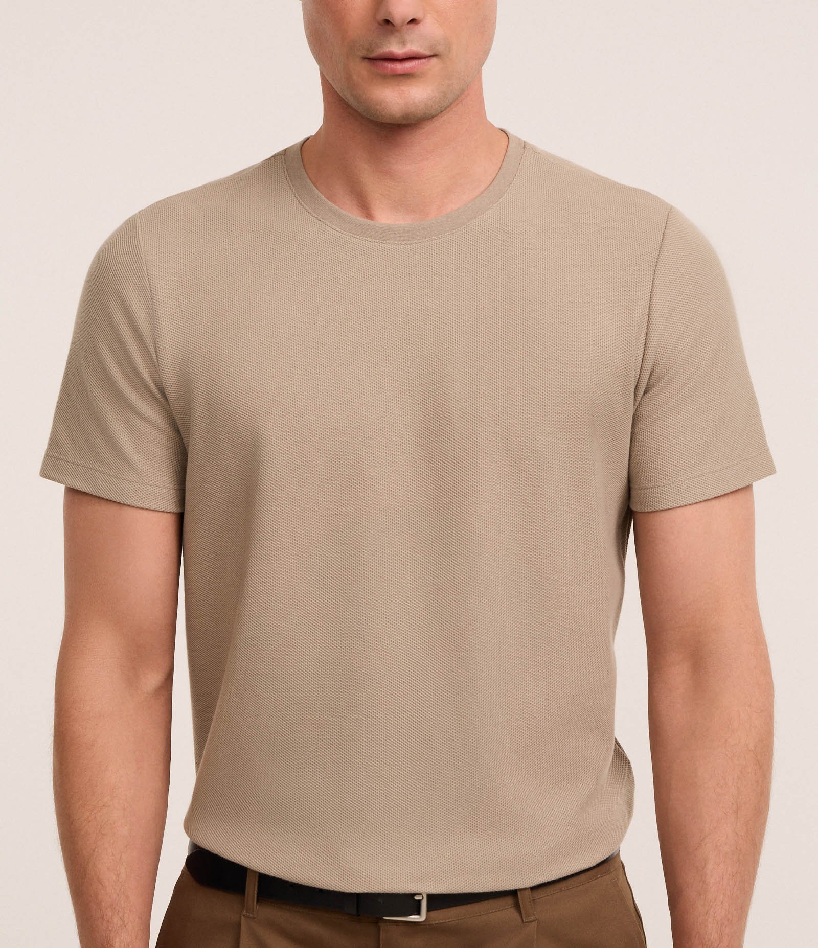 Camiseta Regular com Textura Colmeia Bege 3
