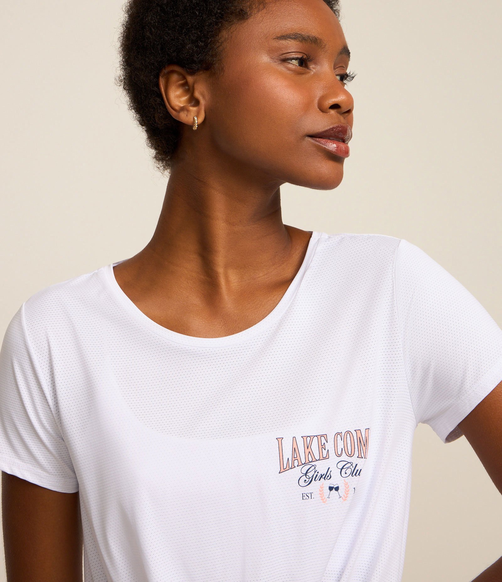 Camiseta Esportiva em Microfibra com Barra Transpassada e Estampa no Peito Branco 3