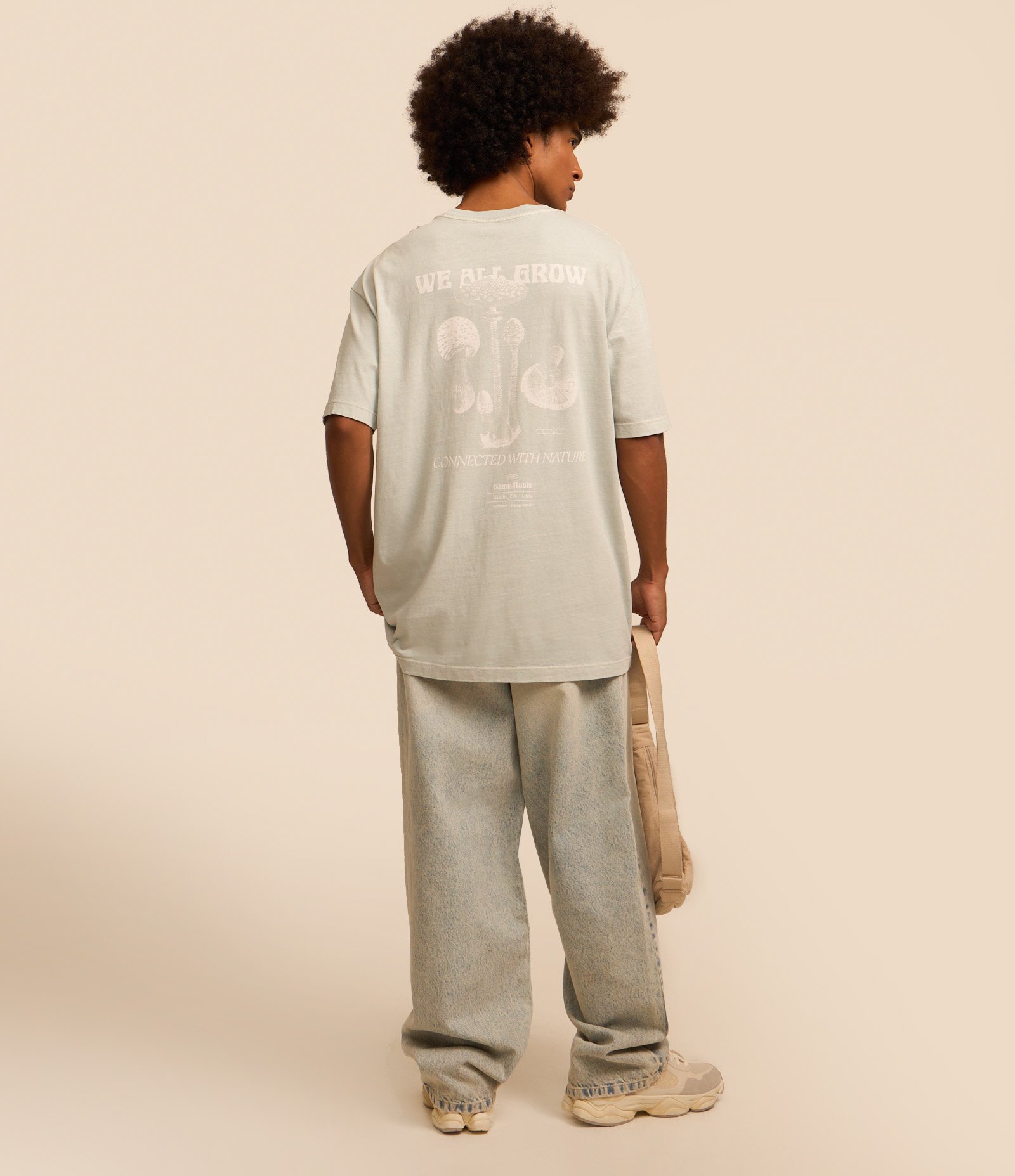 Camiseta Relaxed em Algodão com Estampa de Cogumelos Azul 2