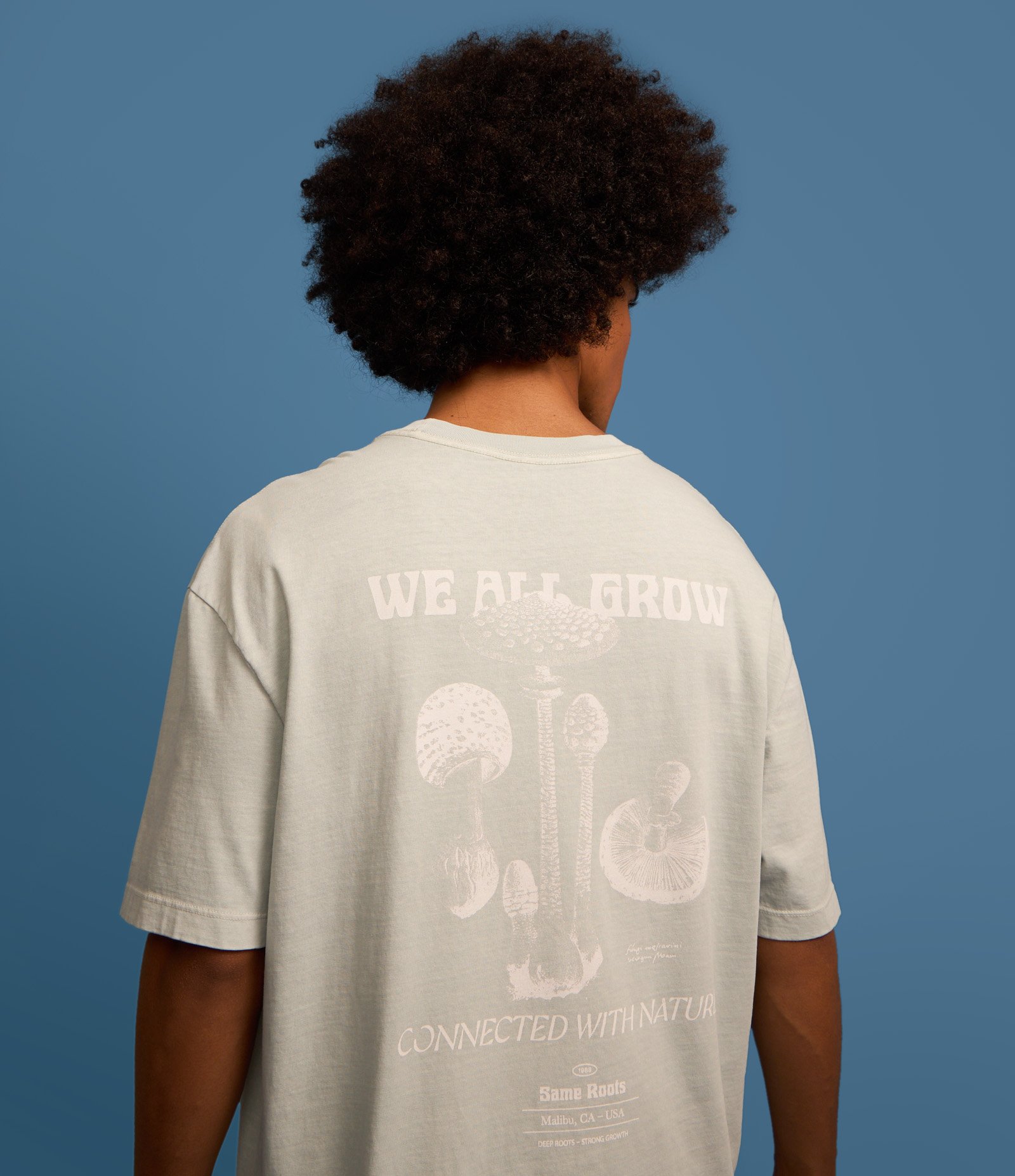 Camiseta Relaxed em Algodão com Estampa de Cogumelos Azul 3