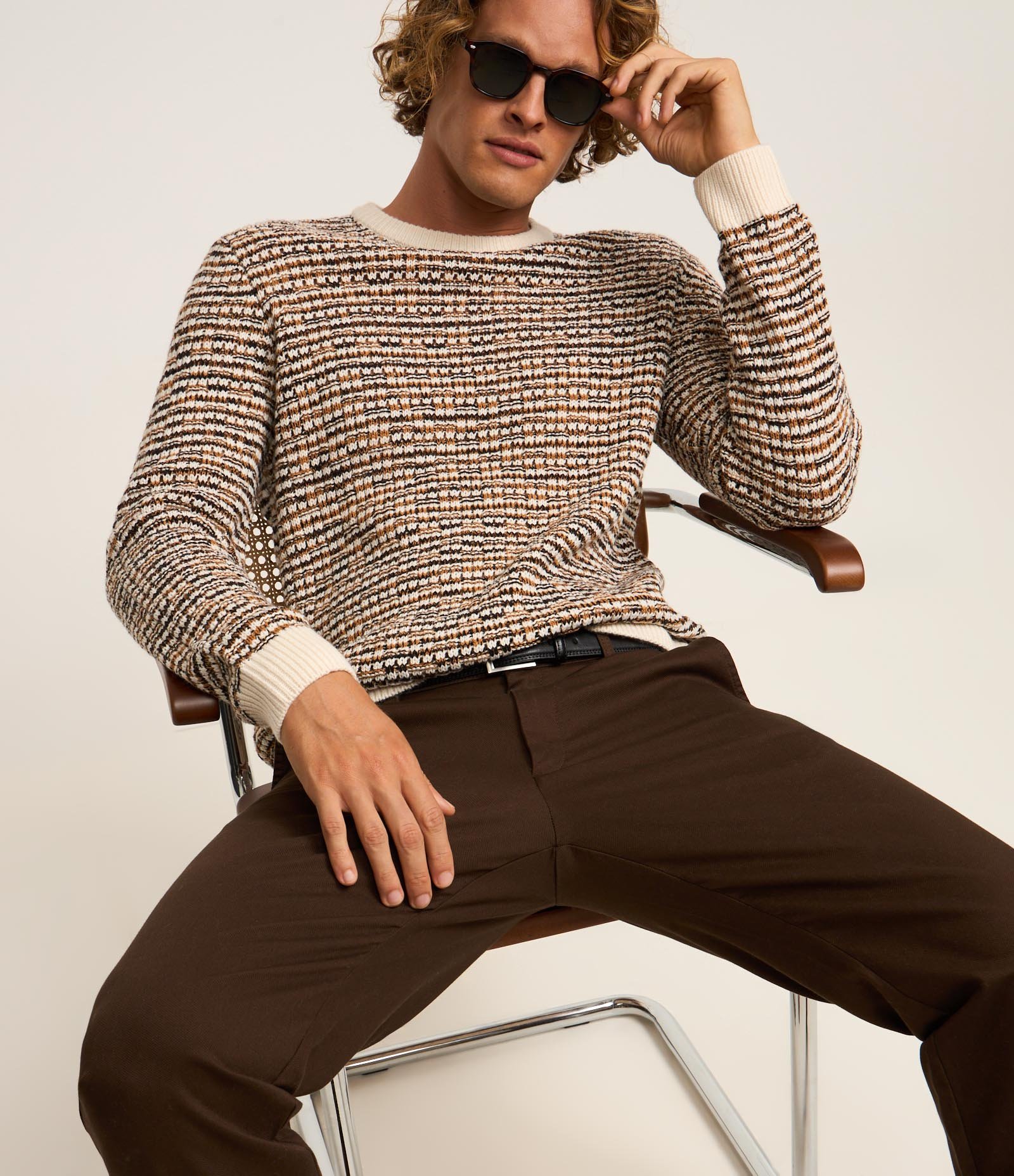 Suéter com Textura em Ponto Aberto Marrom 4