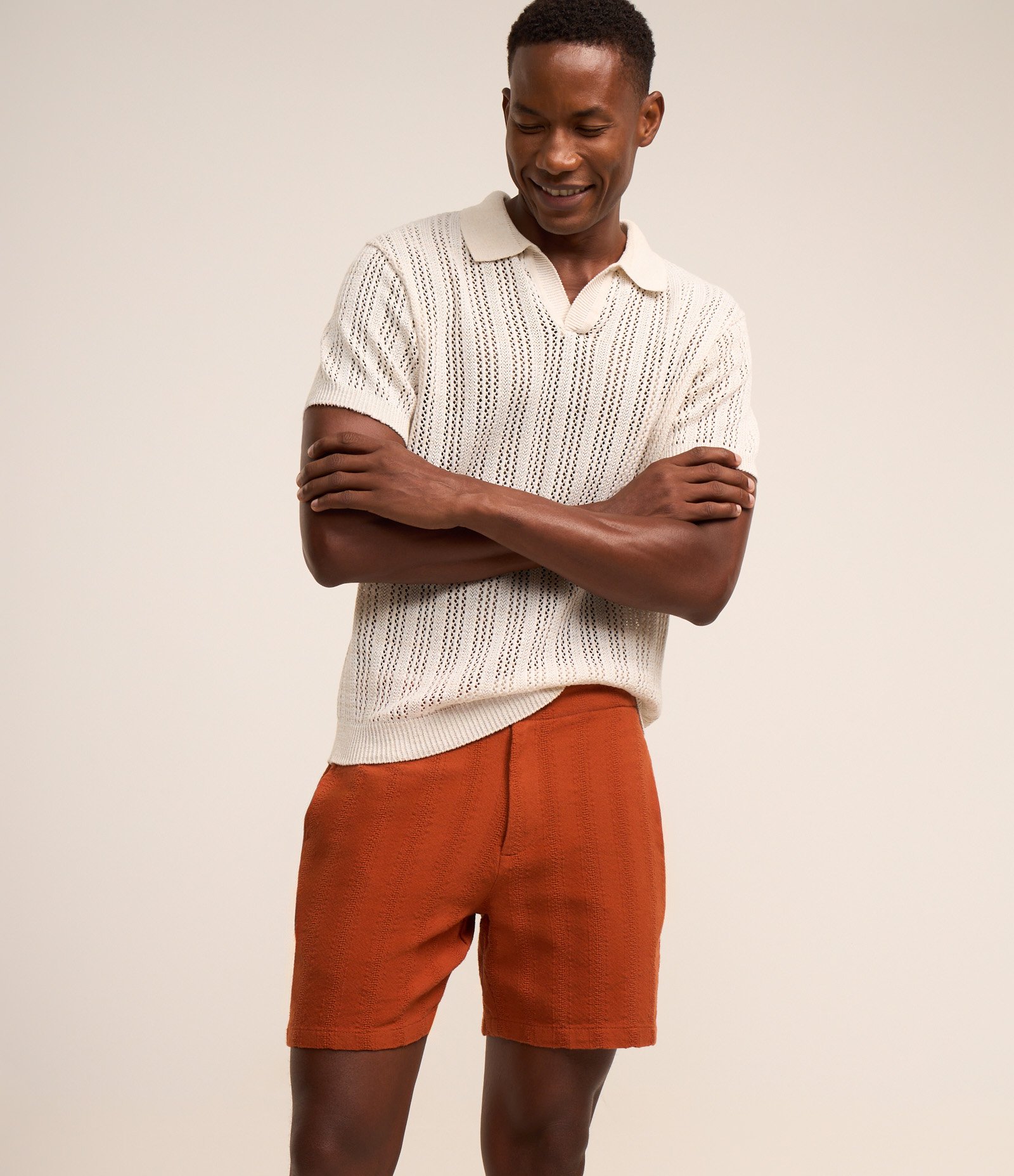 Bermuda em Algodão com Textura e Cós Elástico Vermelho 3