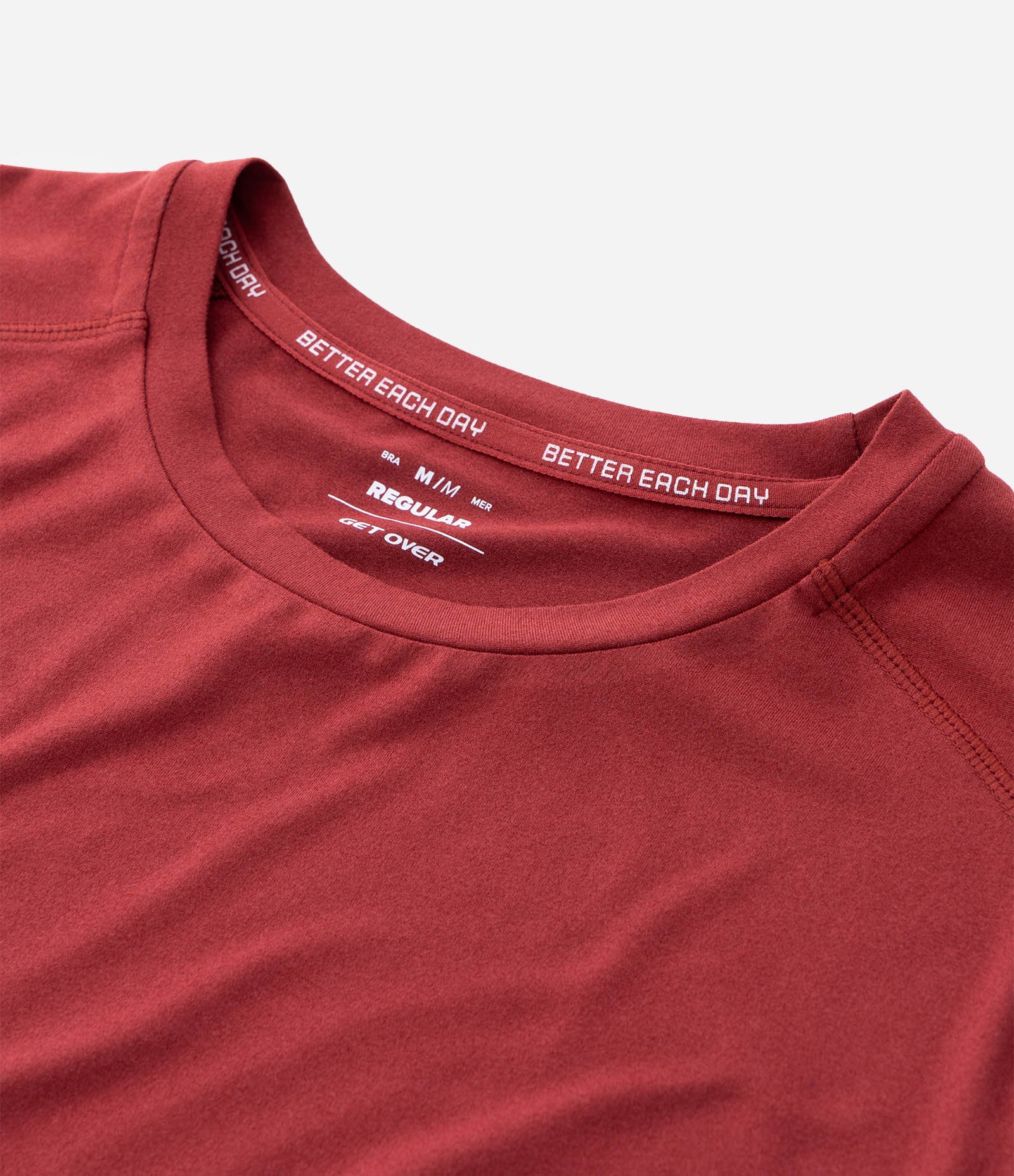 Camiseta Regular Esportiva em Tecnologia Dry com Etiqueta na Barra Vermelho Bordô 9