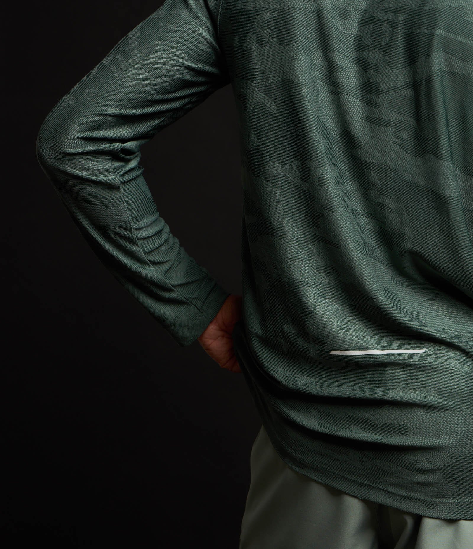 Camiseta Esportiva em Tecnologia Dry com Textura Jacquard Verde 3